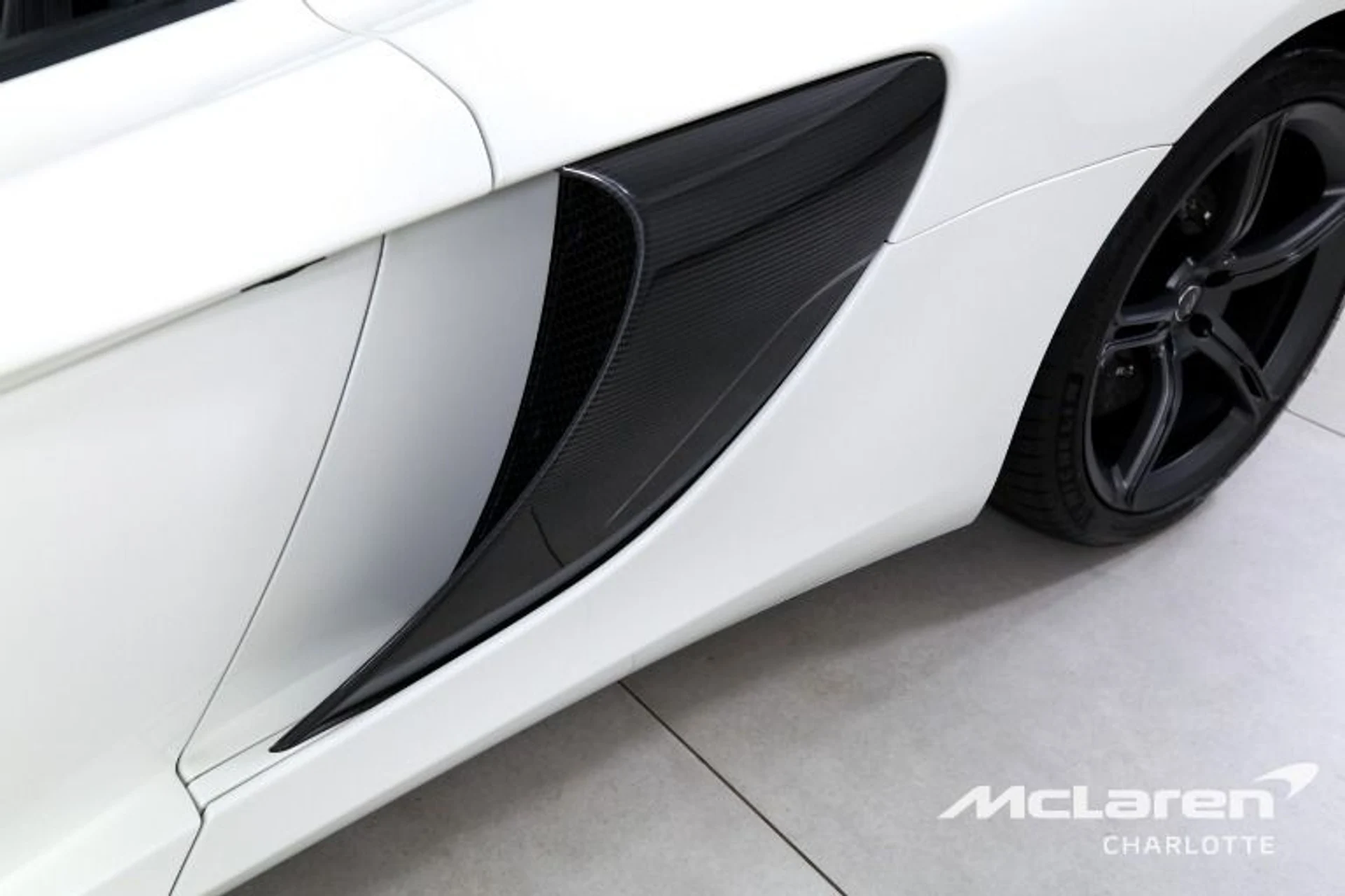 mph027_2682373194_Used_2015_Mc_Laren_650_S_Spider_d65f3d3c9d