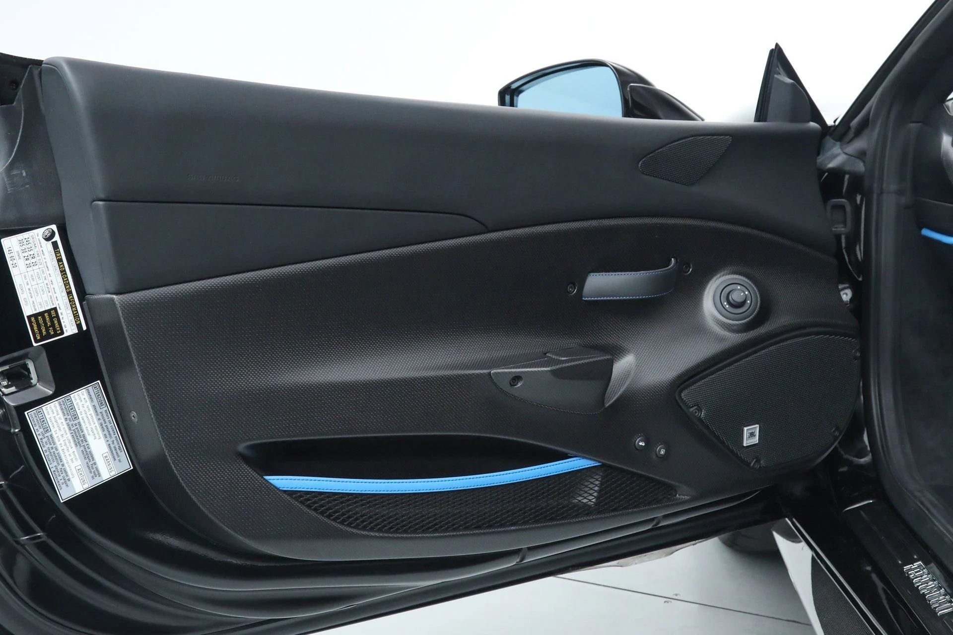 mph027_2699488156_f73b9af6c0e81bbdc1b7ac5886767cd4_6160ec2887