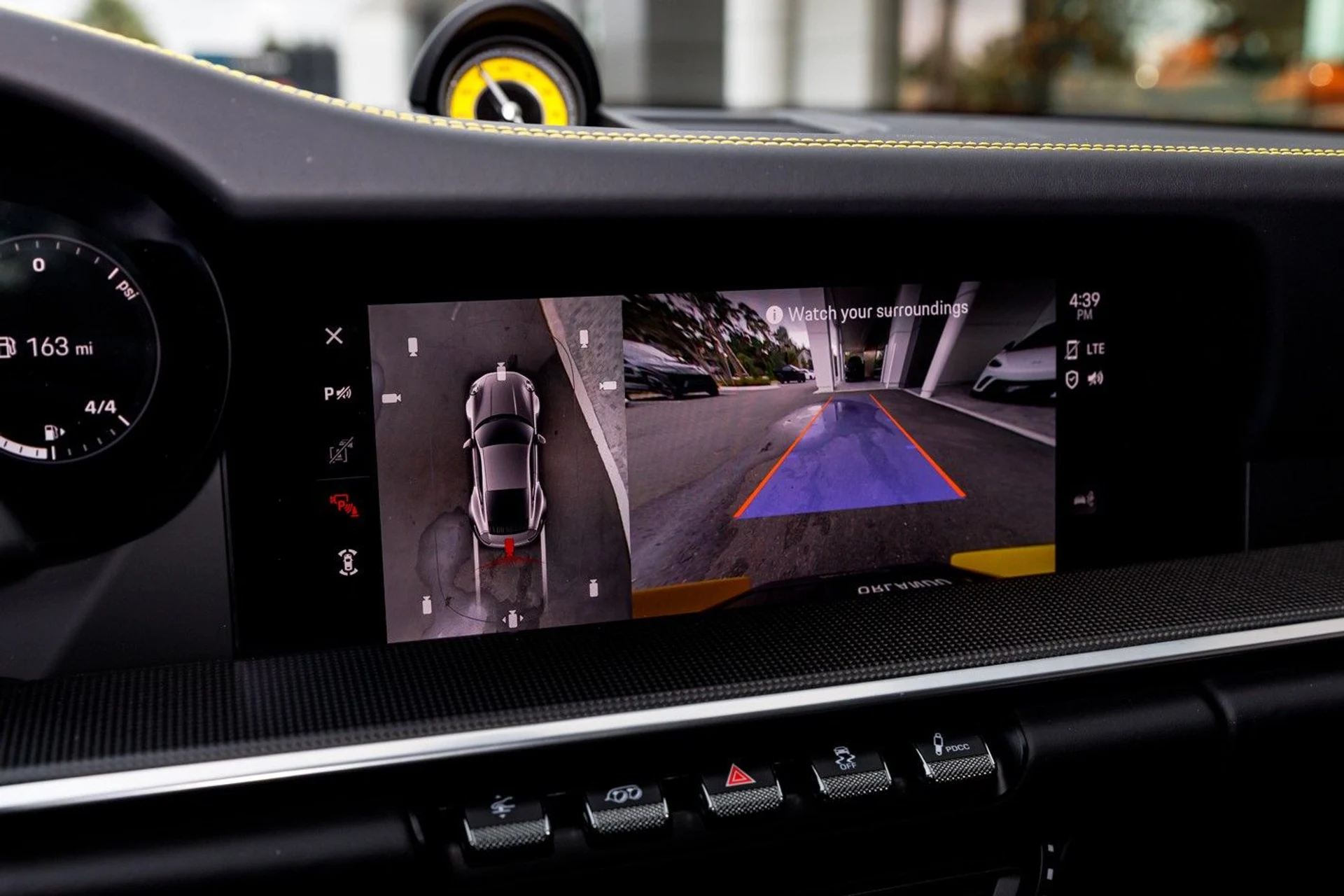 mph027_2699747988_622_p28_l_7e610675c2