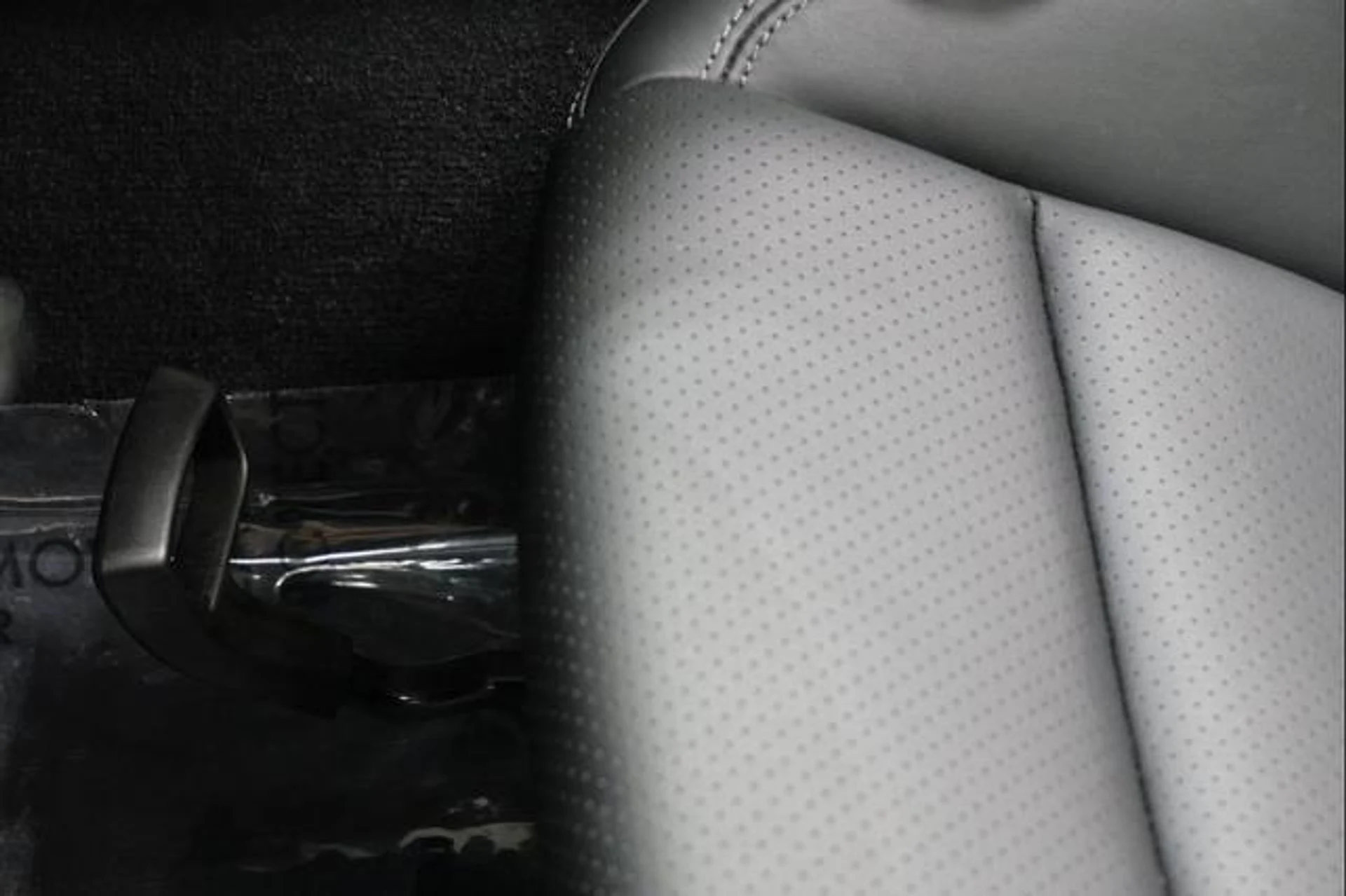 mph027_2702054335_I_Qq_S_Fwje_Eyxa_Yi_S_Jn_Ag2jq_HB_9_So_271f57cc73