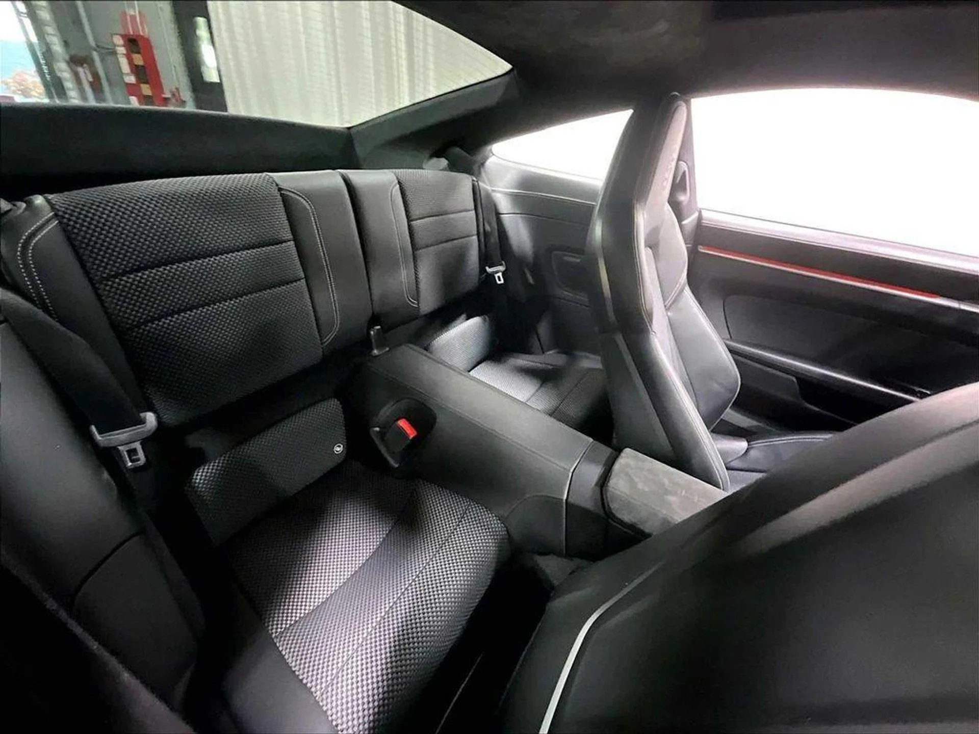 mph027_270468527_t0hkr89_Mvhm_d42t_U4_AP_Mmq_TU_70b4a0be9b