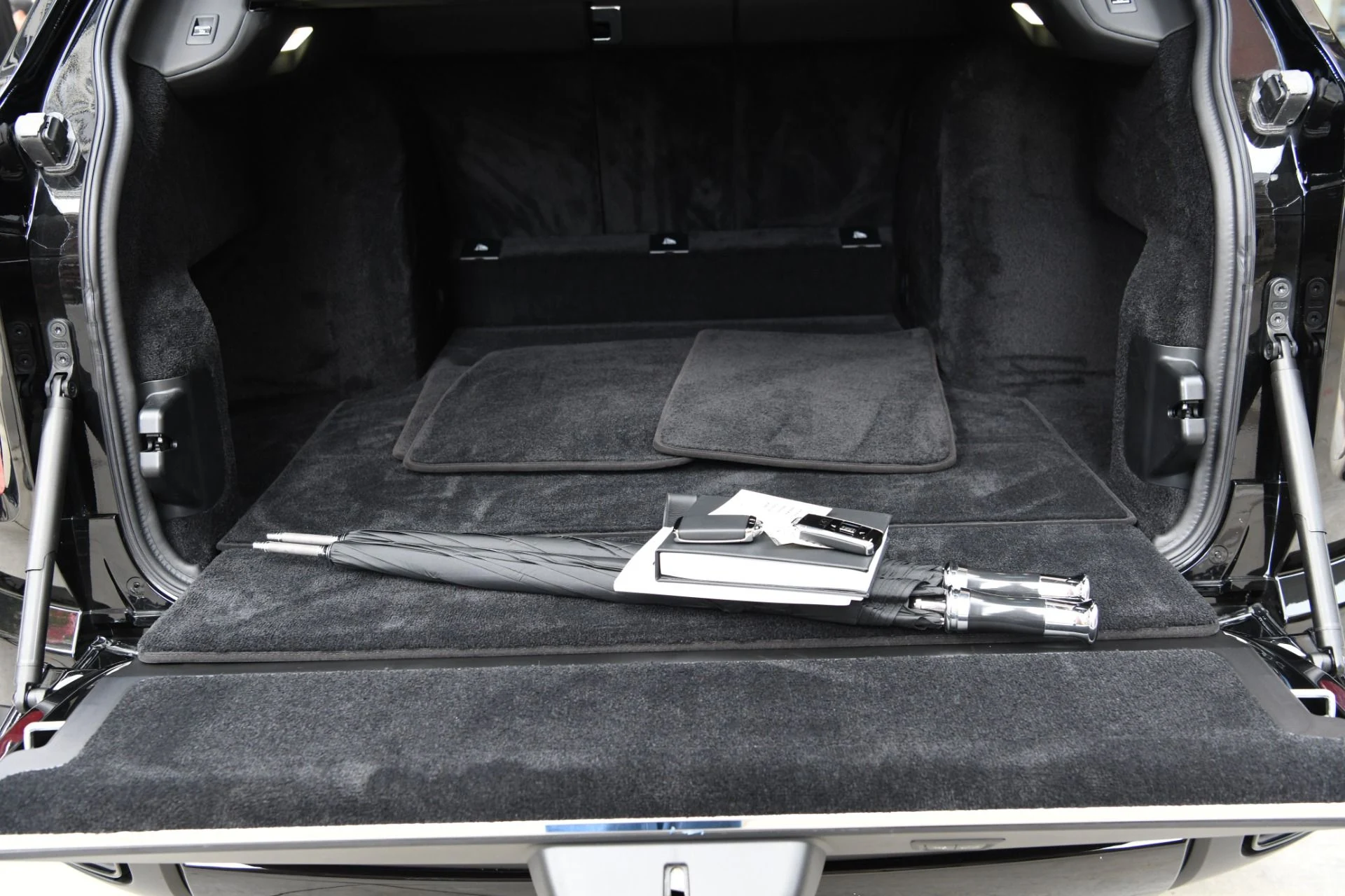 mph027_2718406014_11933_p29_l_39042da388