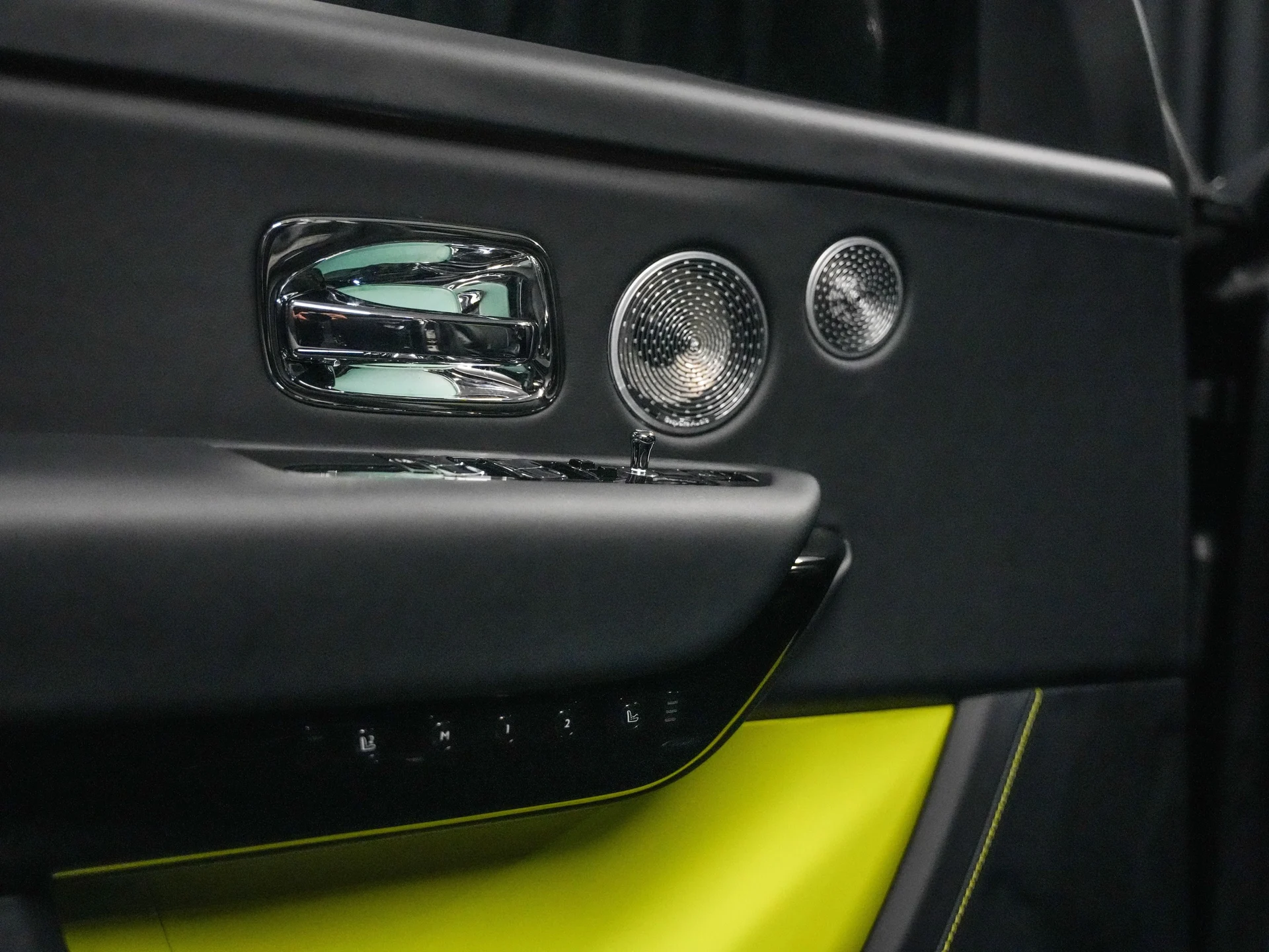 mph027_2722653210_f1bd8a46_9888_455a_bcaa_3588c6693a4f_14e74740c9