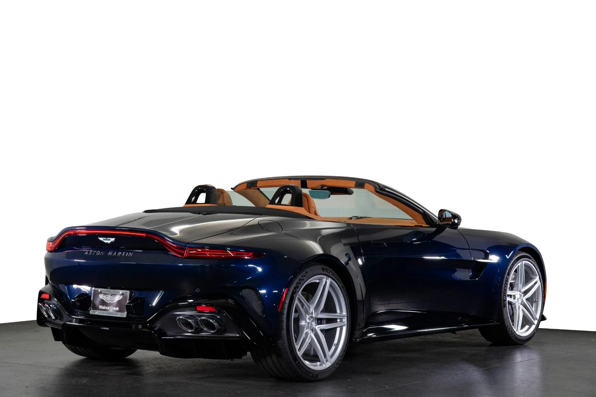 mph027_273451330_New_2026_Aston_Martin_Vantage_1777652396_625ec81100