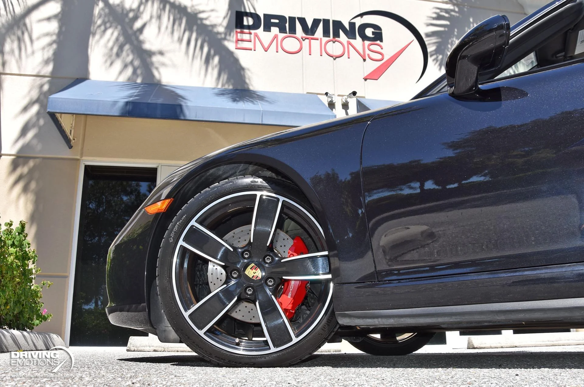 mph027_2735468593_868_p28_l_a85a0cd32c