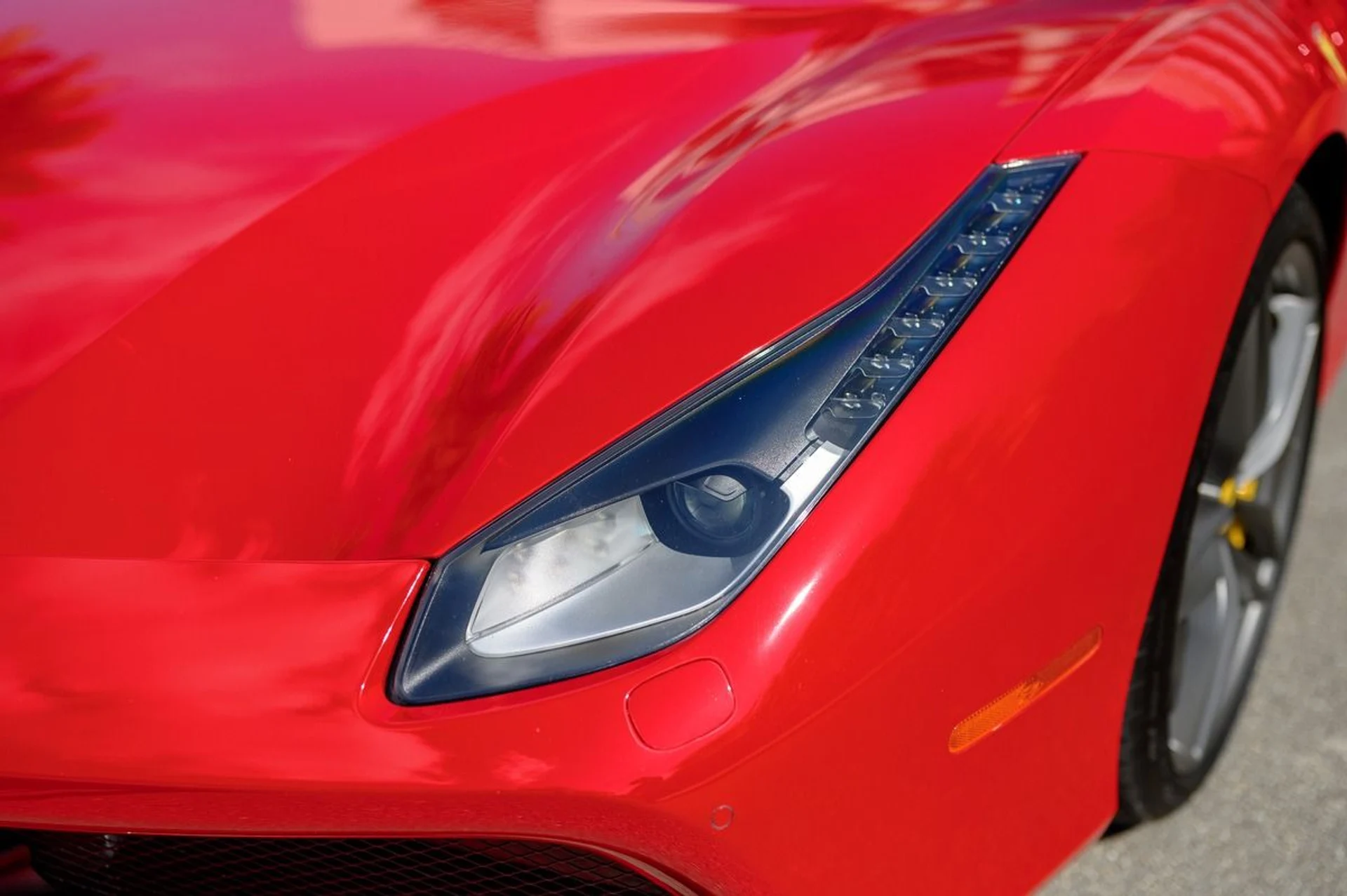 mph027_2736090881_Used_2017_Ferrari_488_GTB_1753314367_042e7ba823