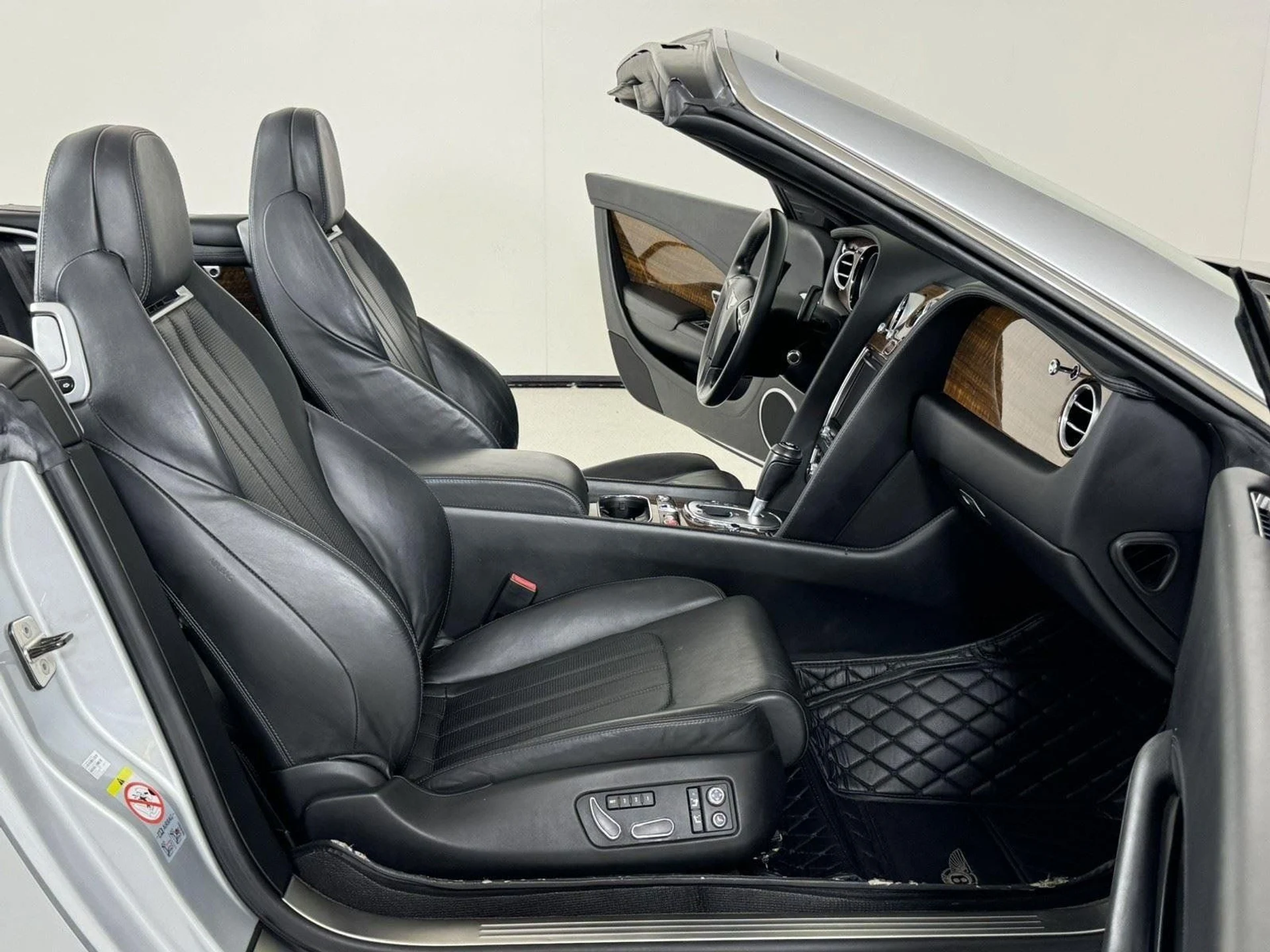 mph027_2752213566_fed95a3637a0ee893598017ec1f3a98d_f0a7879f15