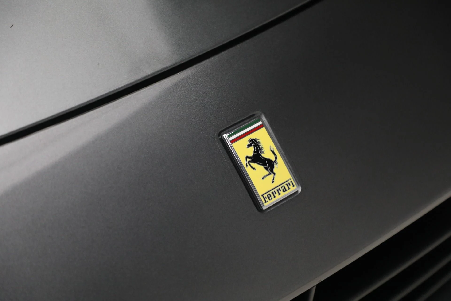 mph027_2754647080_Used_2017_Ferrari_California_T_1688060415_805d2dc3ad