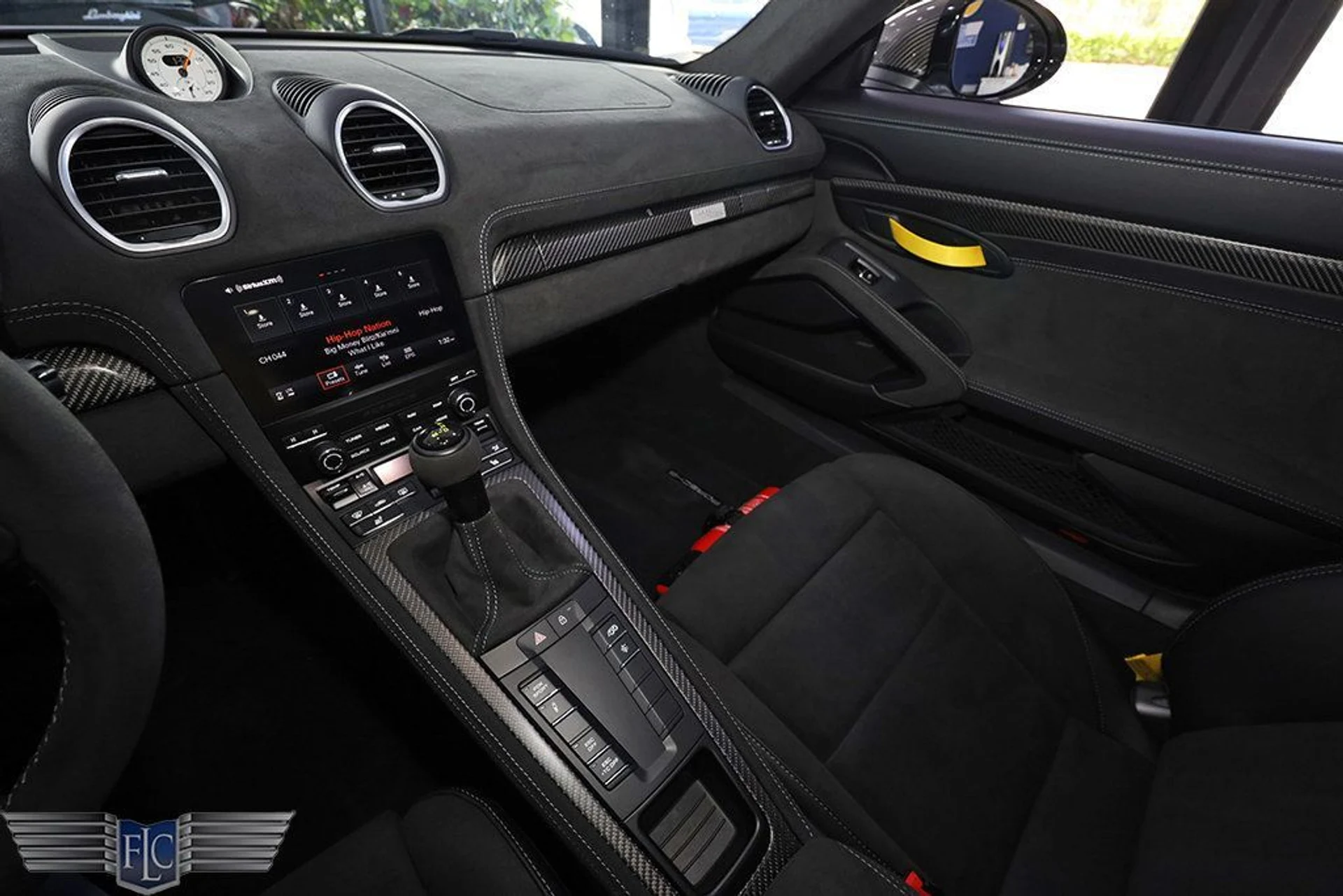 mph027_2755378638_used_2025_porsche_718_cayman_gt4rscoupe_6305_22896205_28_1024_c5f74a3910