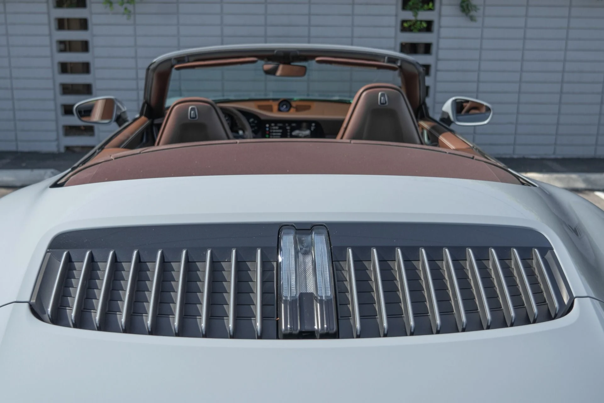 mph027_2756091126_Used_2024_Porsche_911_Carrera_1761087383_395d0dec45