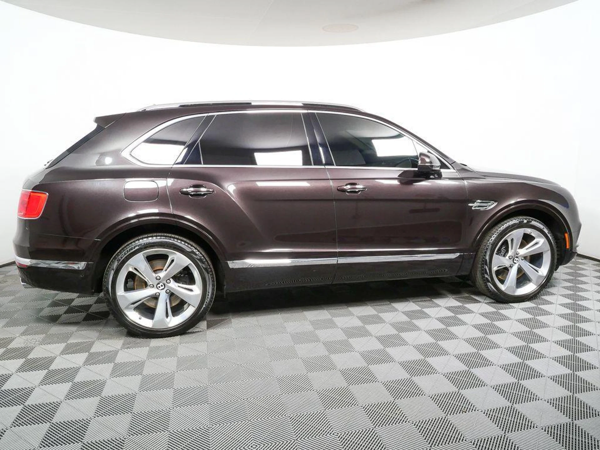 mph027_2759787781_ZMA_5_FAN_Jzei_D_Cc_P_Pf2_T8_Czveo_BI_ef2d3d4da0