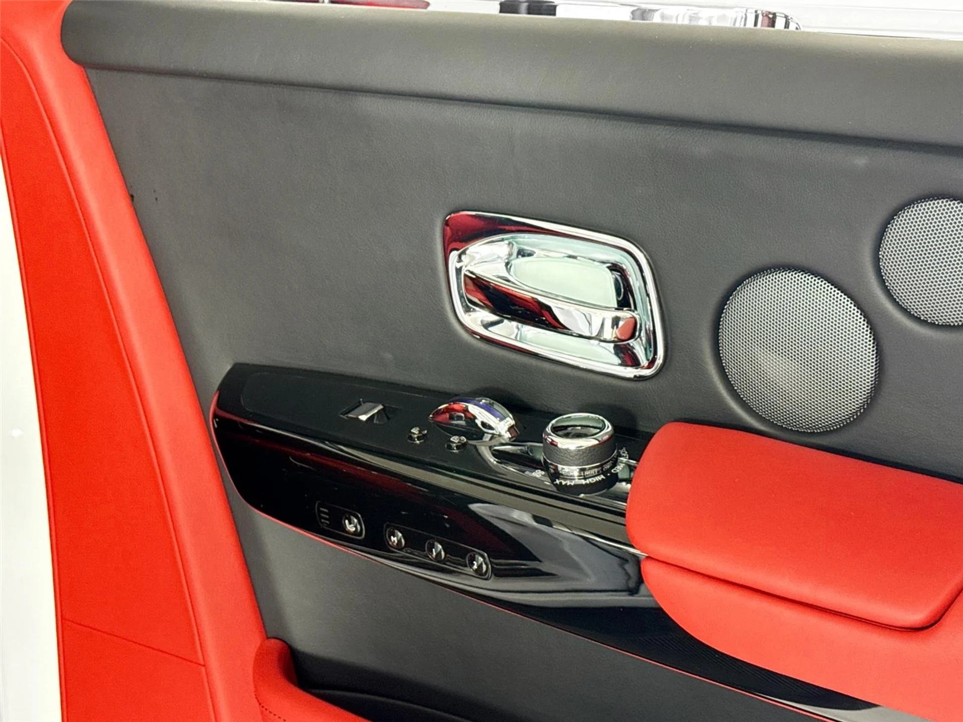 mph027_2764427747_75ff8634eb9ebeffec164c93f2ebe497_a755246269