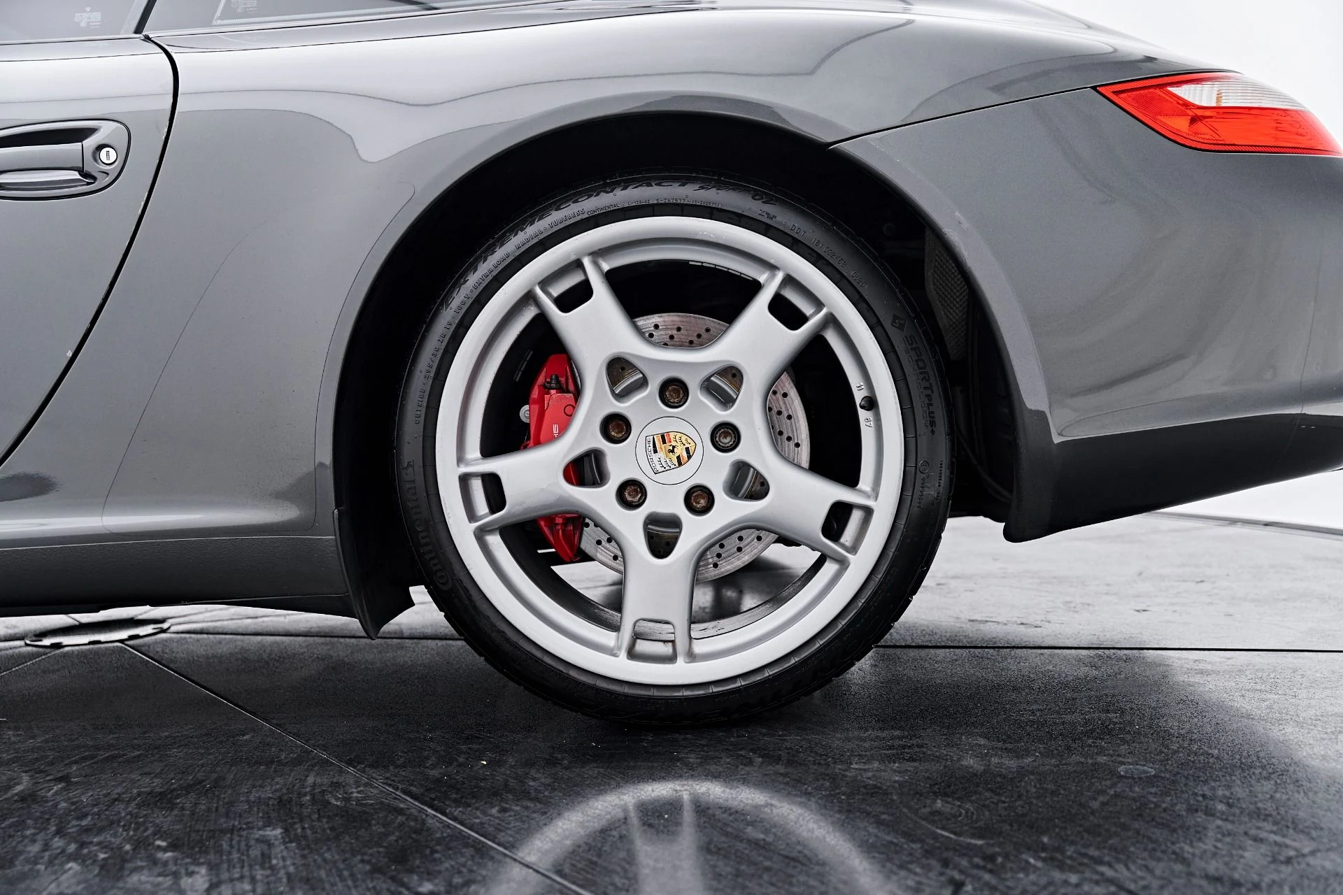 mph027_2764970530_Used_2005_Porsche_911_Carrera_S_1791837308_7ecbfc982e