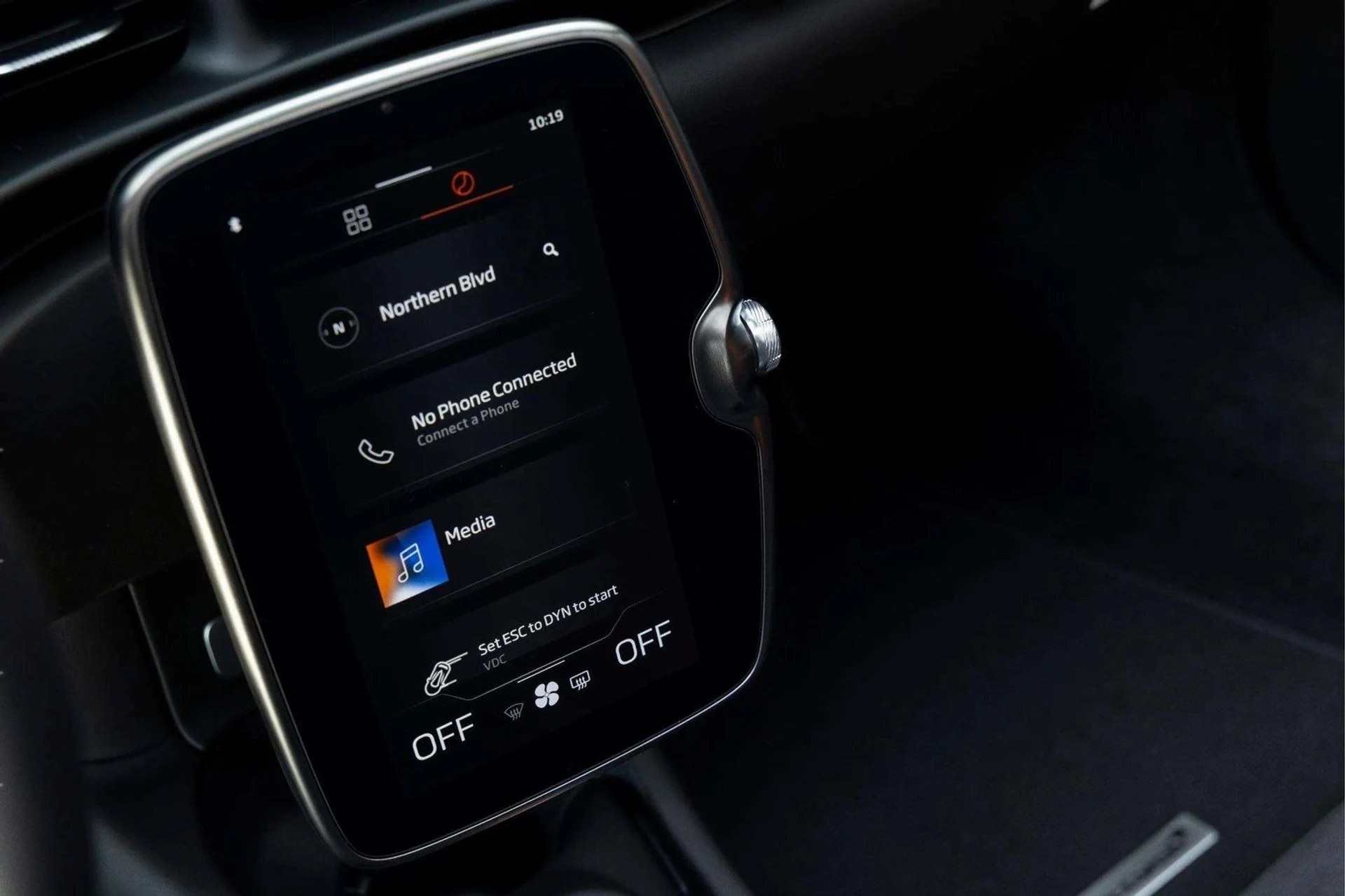 mph027_2767642115_image_28_582631a3d1