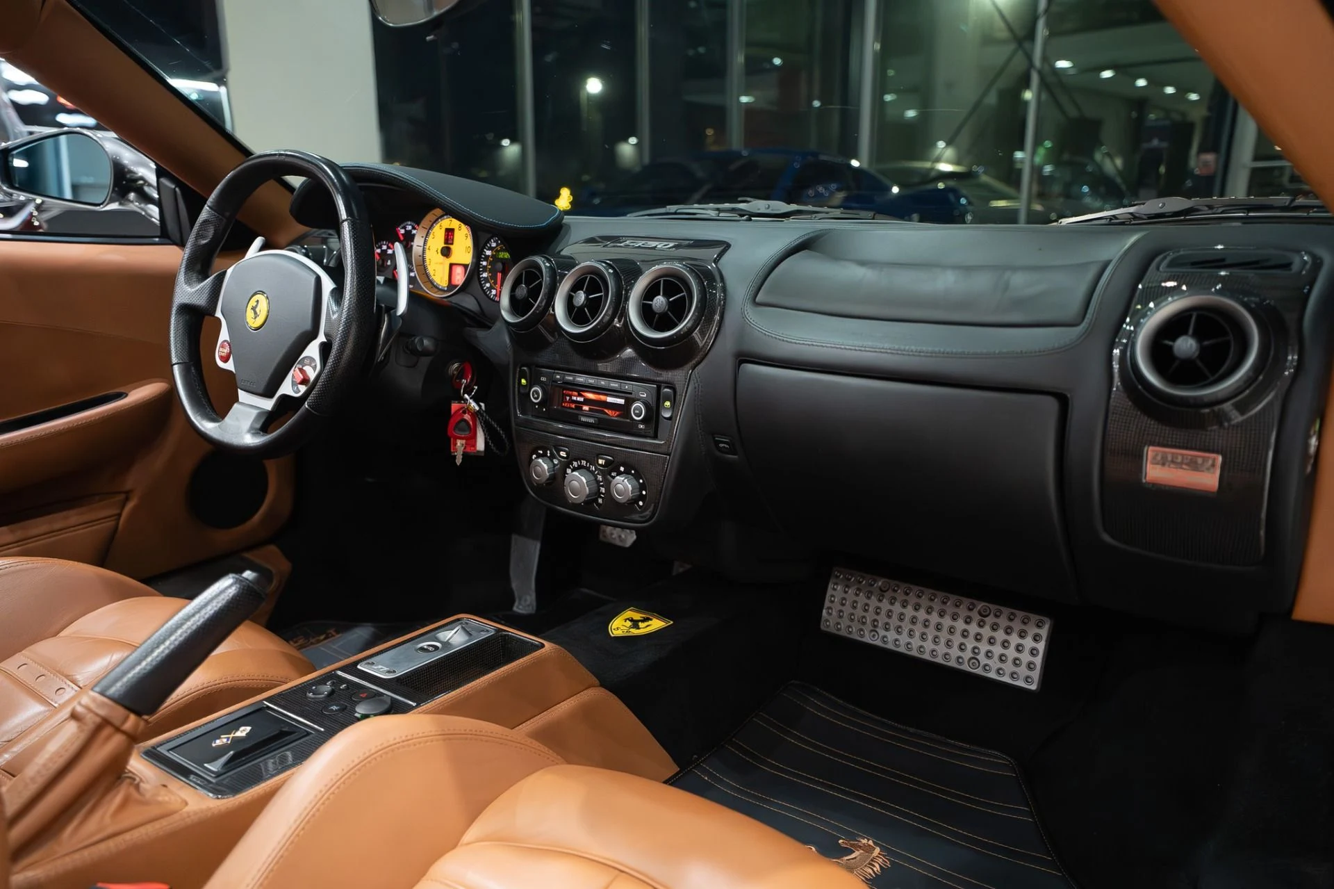 mph027_2771576140_13331_p28_l_2895c5421f