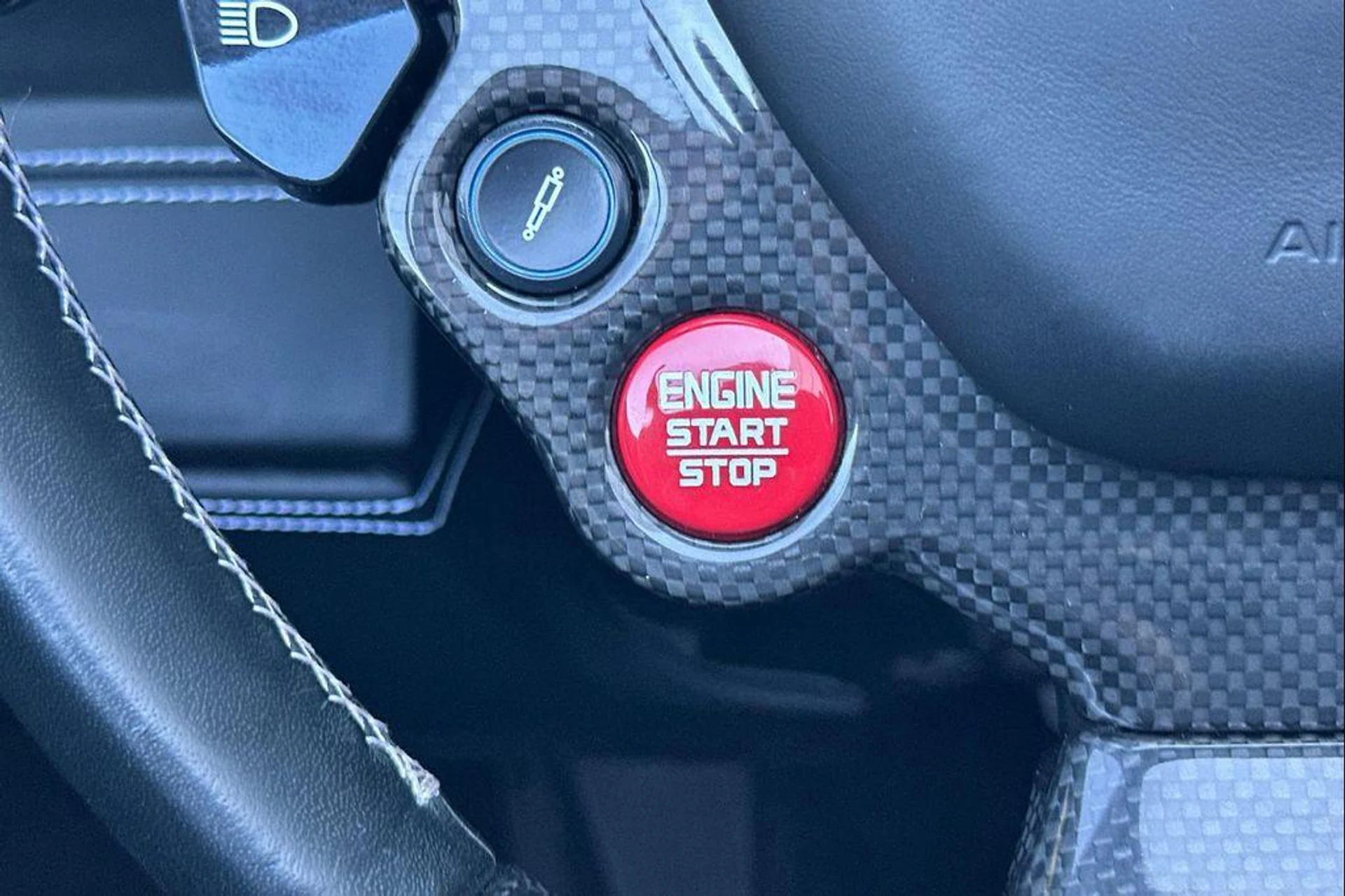 mph027_277159471_c_TRH_Wy_A_P2_M_Eu_Bxkm2c_W_Ee6_Vdi4_7d4bb9aac1