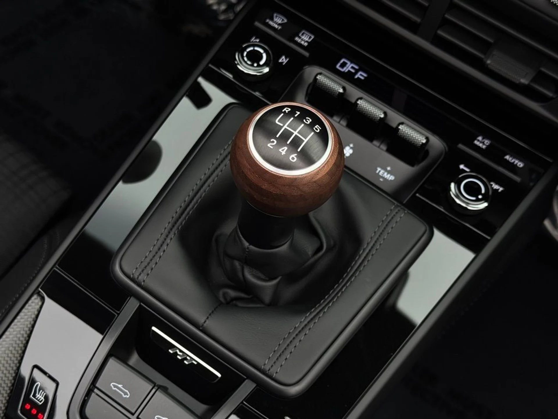 mph027_2790108900_edb0e9637a3951518cf3b3ebe7c5e092_1d54a4711f