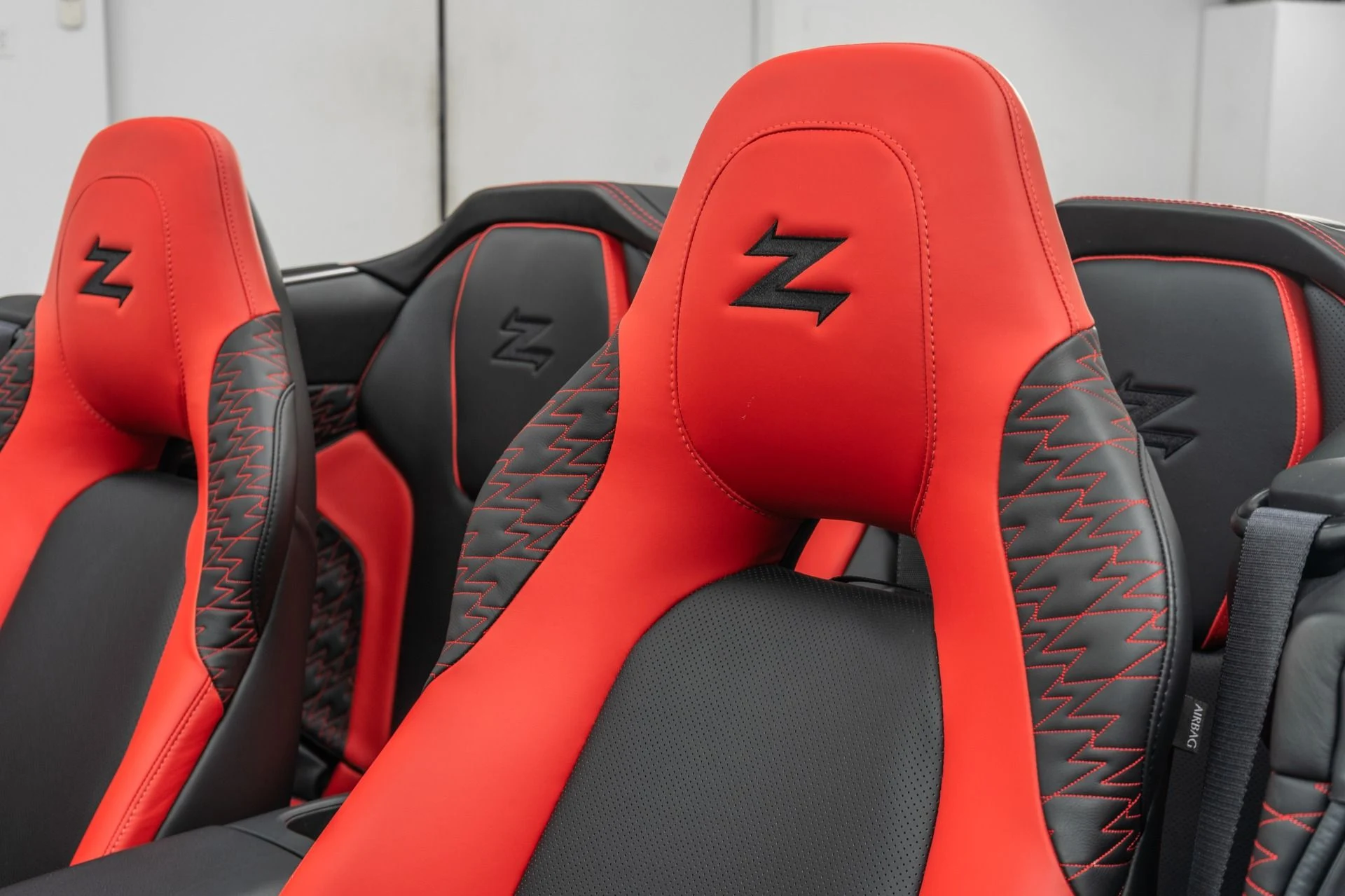 mph027_2793635529_Used_2018_Aston_Martin_Vanquish_Zagato_Volante_74_of_99_Built_Massive_848_K_MSRP_463_Original_Miles_1767103941_9fb391dc0a