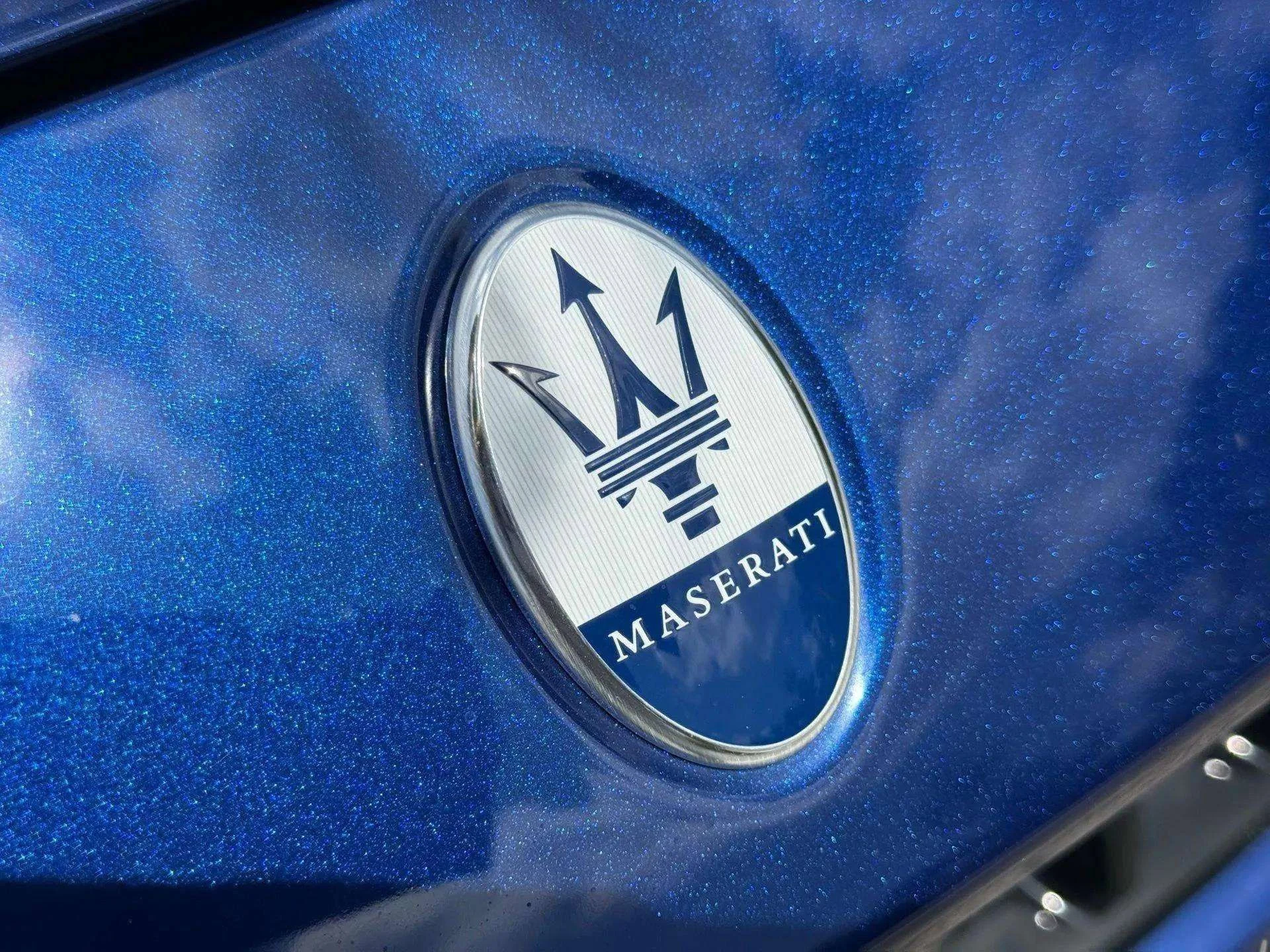 mph027_2802106419_c227bed5fcc8416c8c31012e36bf2bba_156334e991