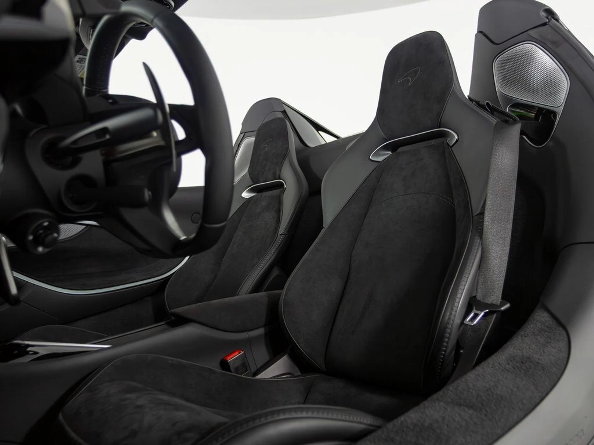 mph027_2813348340_55da0101f25285811d48a7bd183652cdx_1b469de171