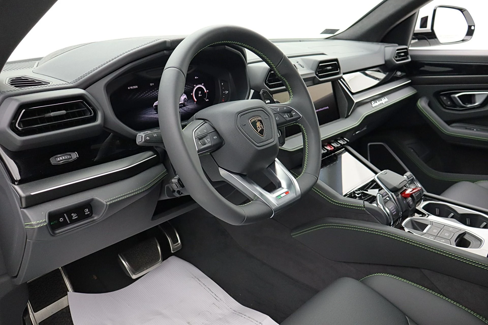 mph027_2813560783_New_2026_Lamborghini_Urus_SE_767d43bda8
