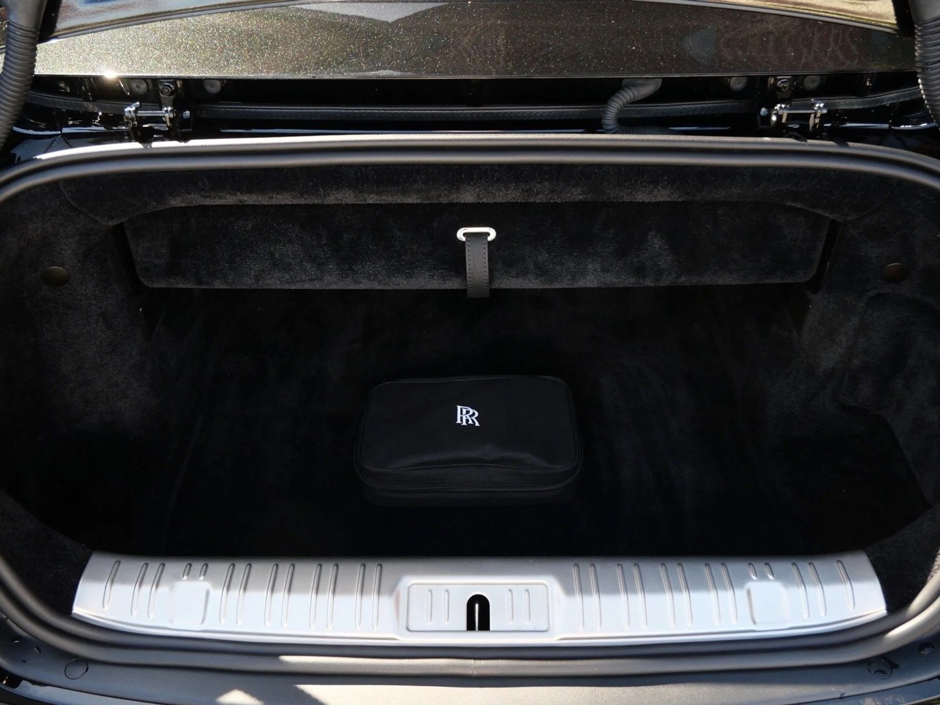 mph027_2826234826_2ce61c534ff088c4d78ff8a577895a81x_26204b2f9e