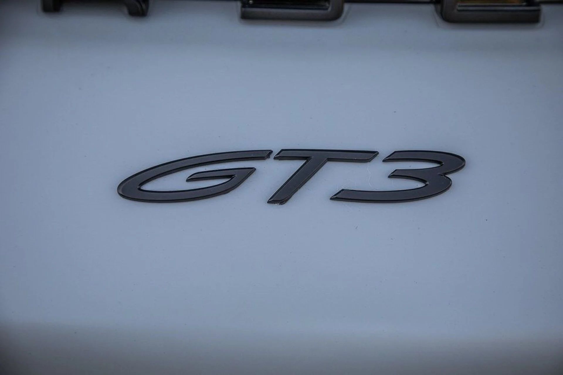 mph027_2829791078_adc3770f05442e54180f9f95bb1ee3dbx_0b726abaf4