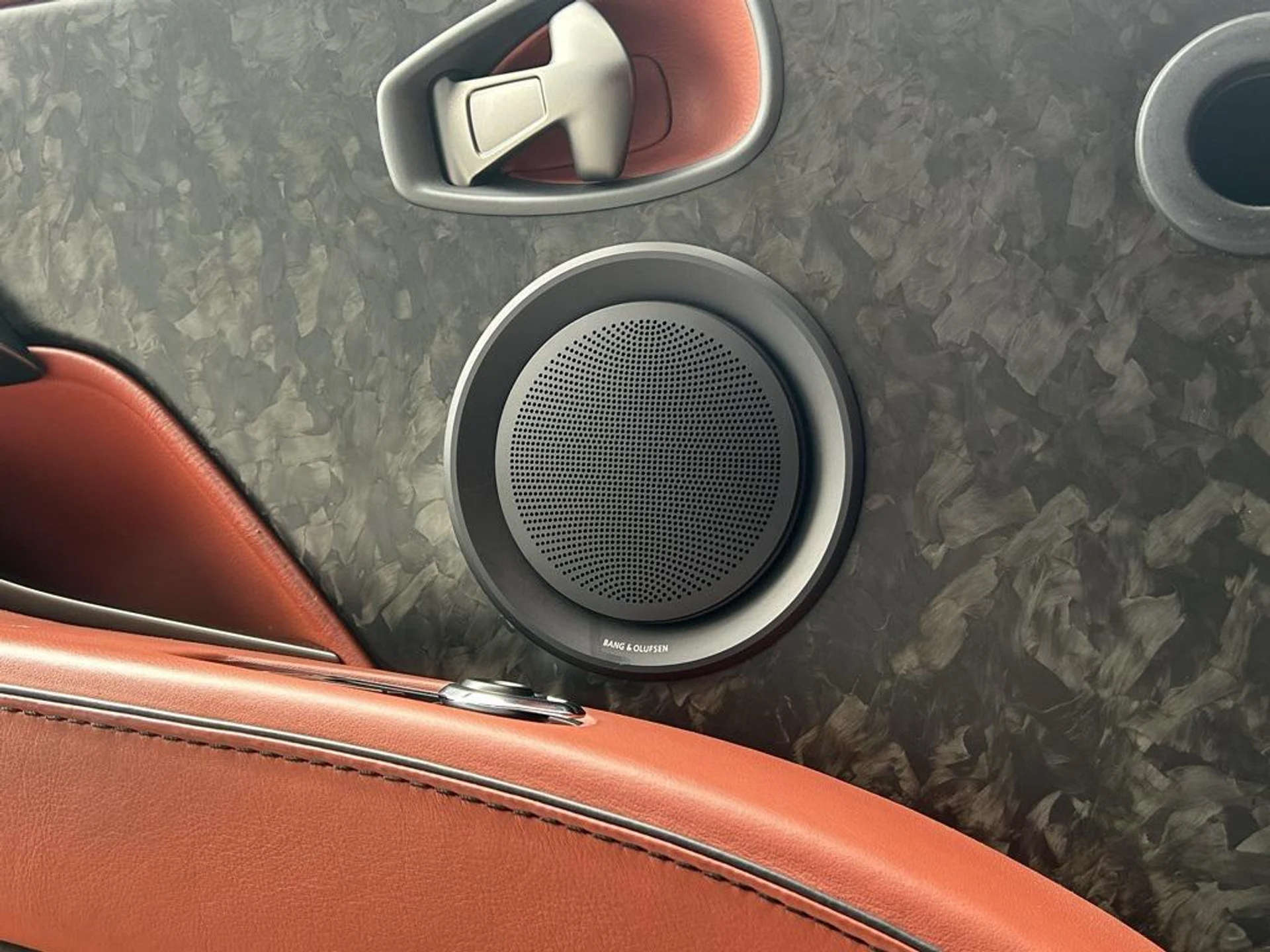 mph027_283543878_8_Y_3_Eae_H_Pfo_Ws0t7j_DC_2zc6_P_Ih_M_365d1c6e08