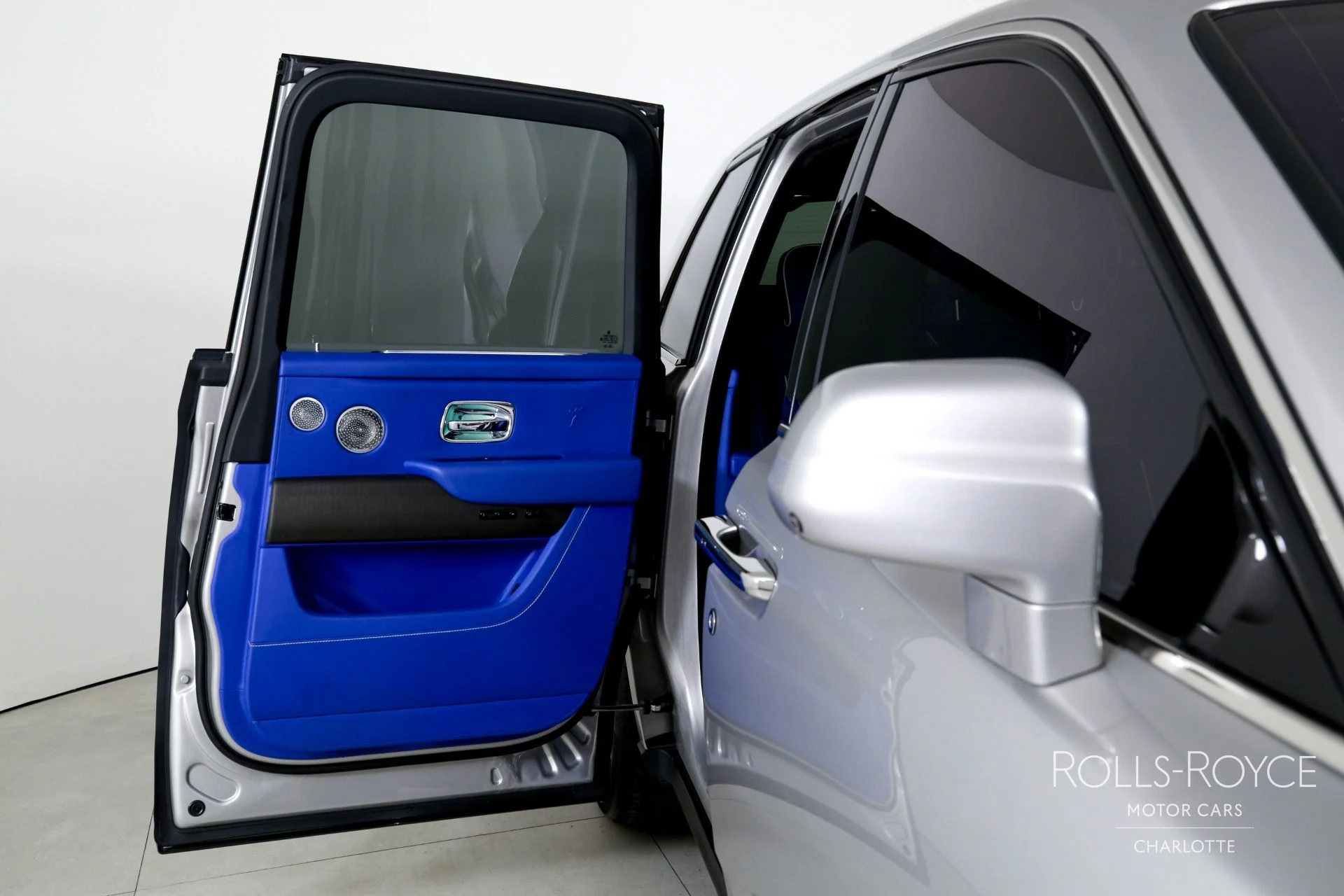 mph027_284398976_Used_2021_Rolls_Royce_Cullinan_1771363967_467adb4042