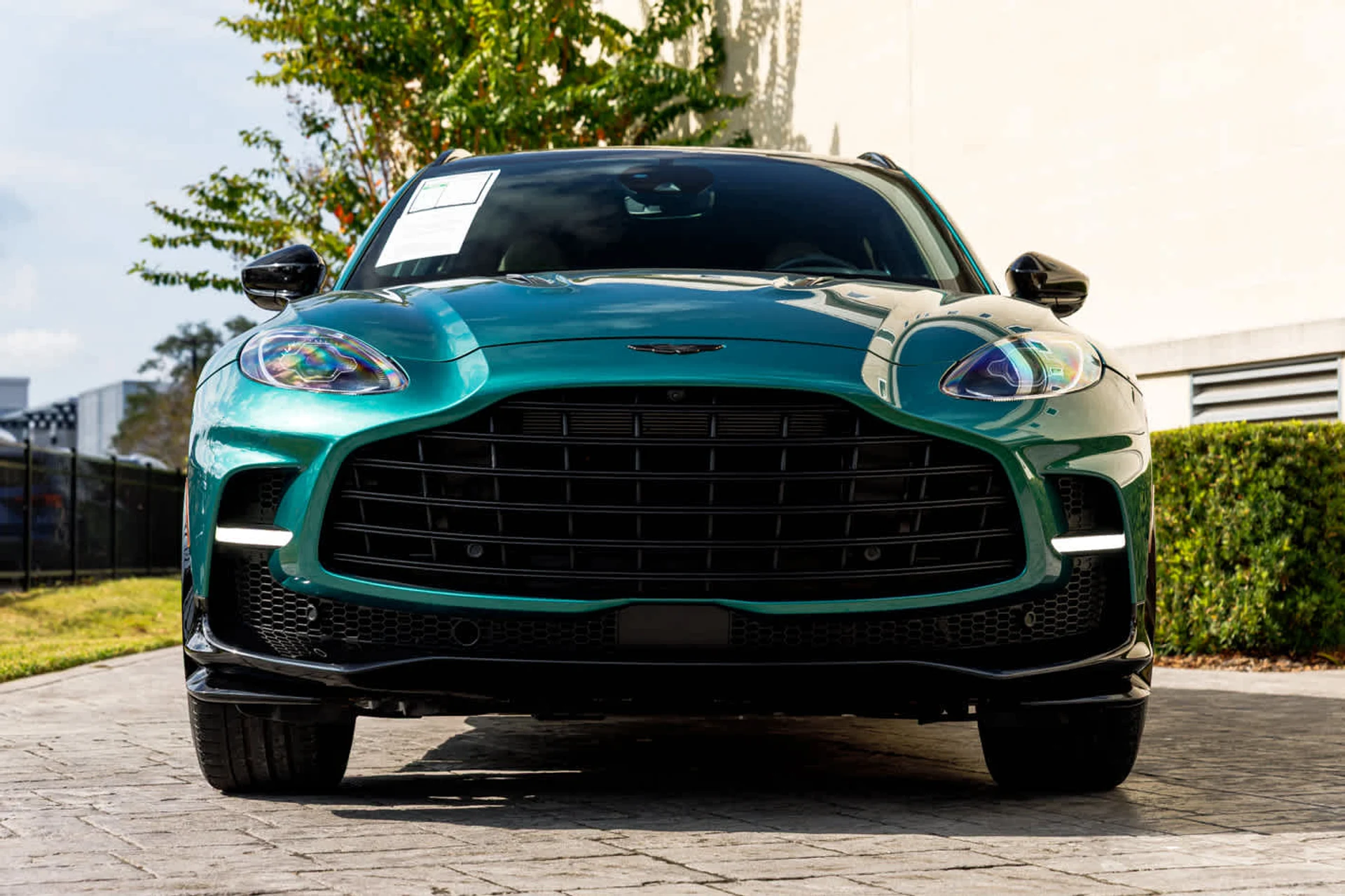 mph027_2844530664_28_be76702976