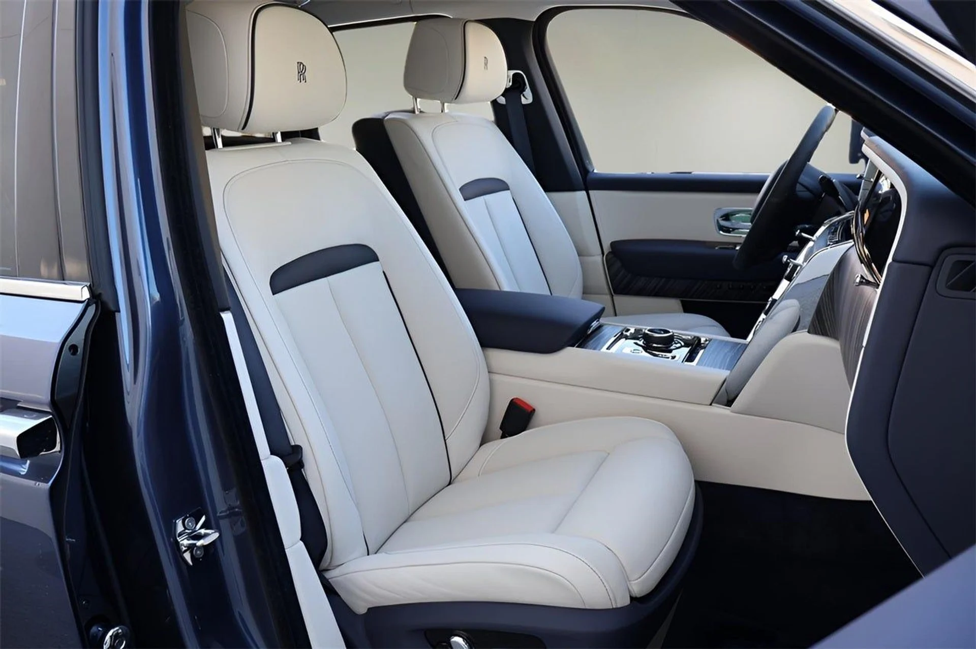 mph027_2845864372_28_05da6cf0df