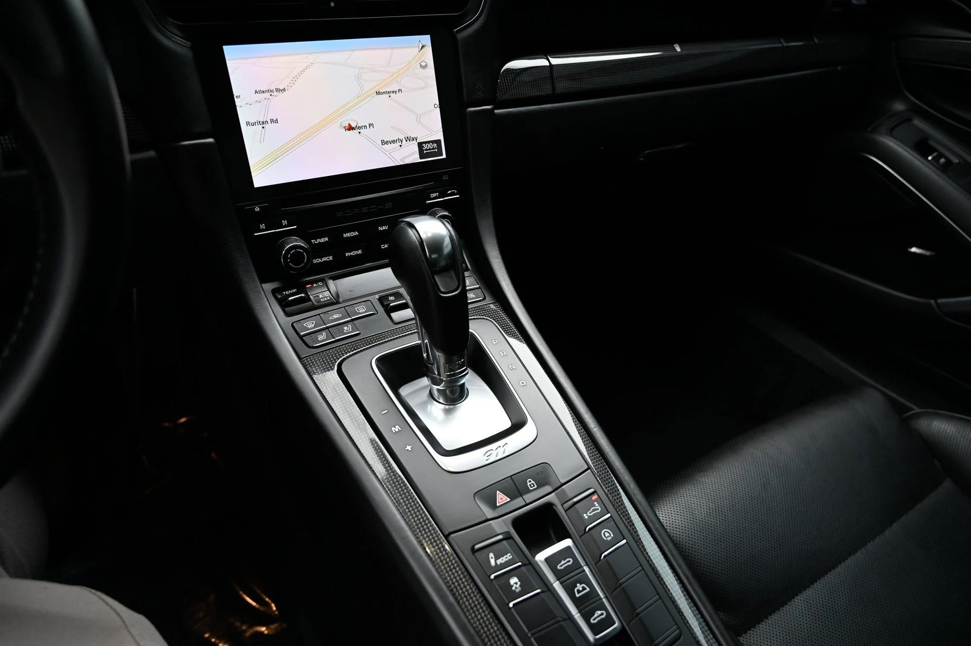 mph027_2846209531_dbc45a3354f54bda8846e3d5f7e665d2_43bec8870c