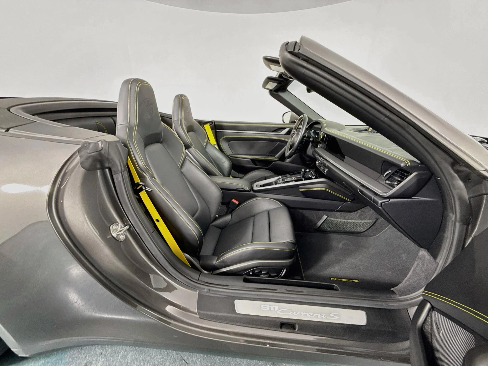 mph027_284813102_Used_2020_Porsche_911_Carrera_S_1788553596_23c9887eac