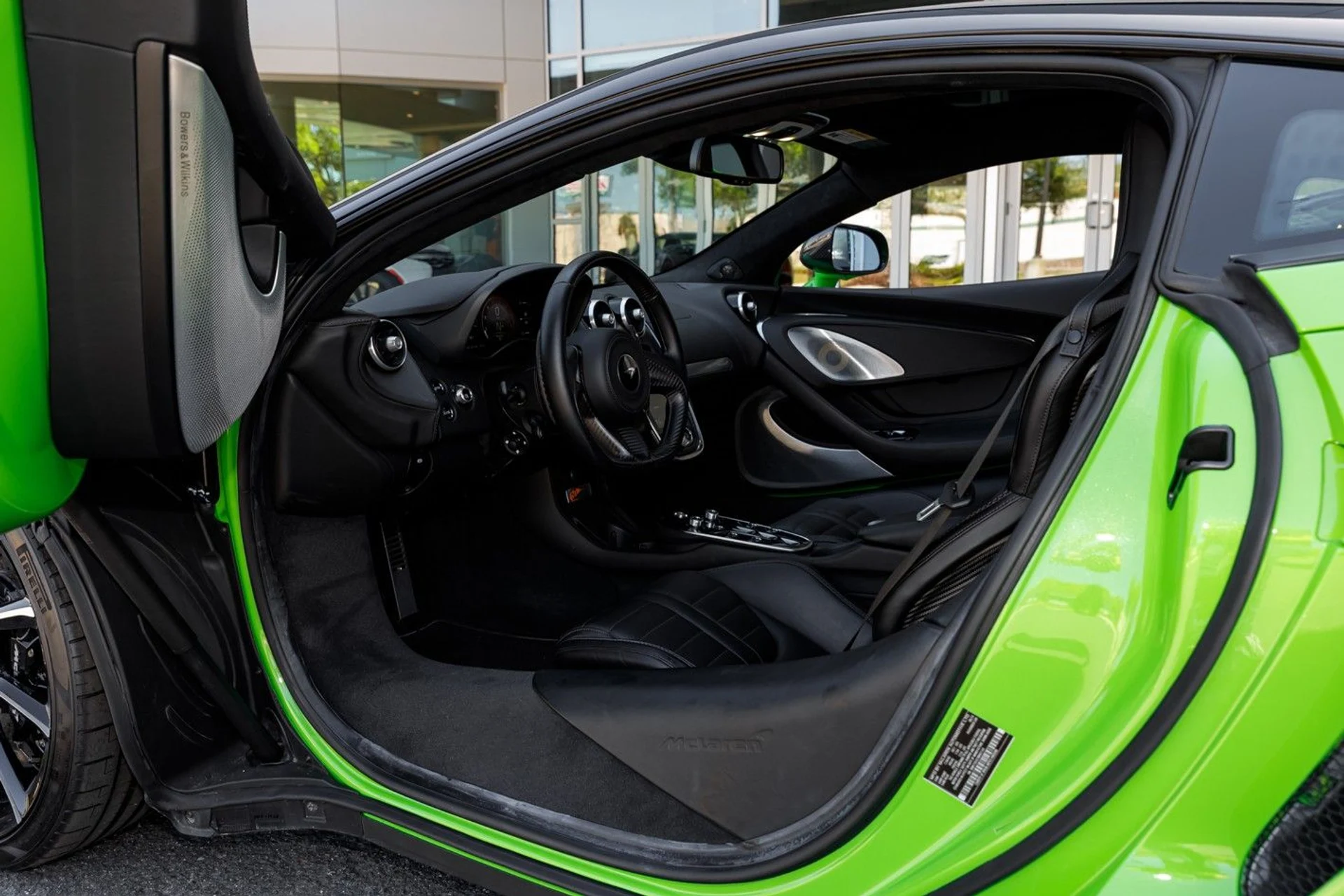 mph027_2854795860_466_p28_l_a83ff132e7