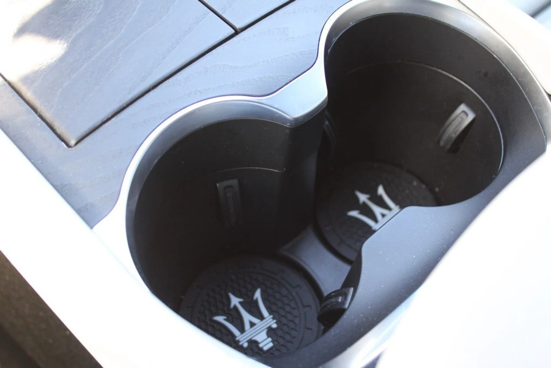 mph027_2860861102_b3432bc22f682cf2699400b913856ed0_dd6ef2cd0a