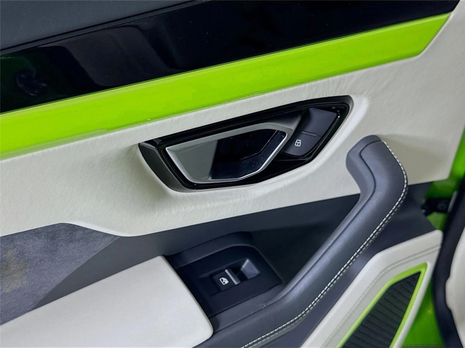 mph027_2873242414_0ef71ebc691b80c7b6d03233a495324d_9725761027