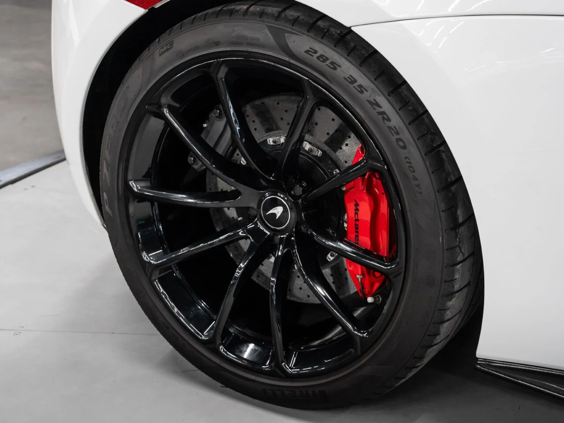 mph027_2875935420_mclaren_570s_2019_69372ee7b4