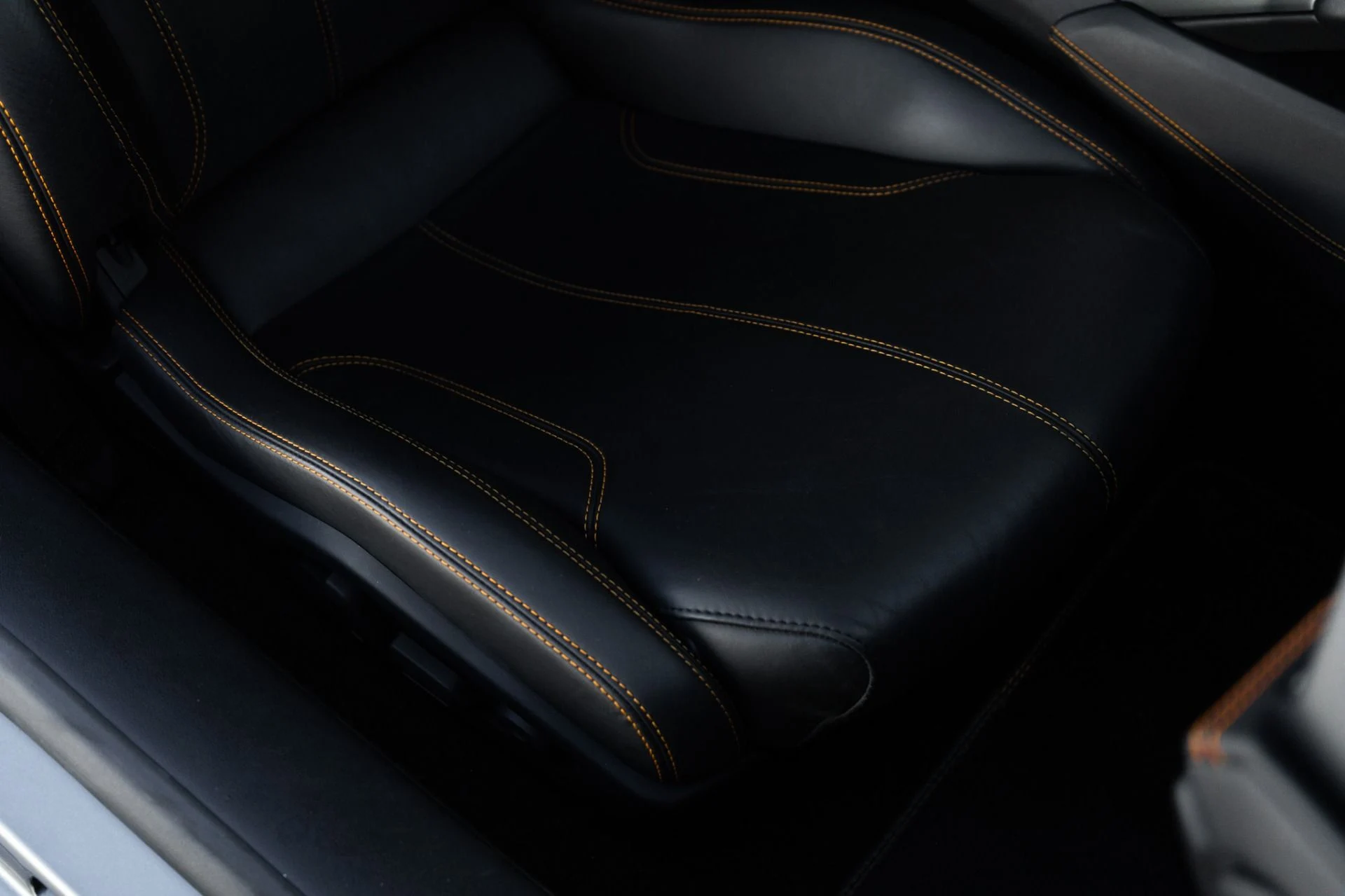 mph027_2879225316_Used_2015_Lamborghini_Huracan_LP_610_4_1775769923_f62bd4bc49