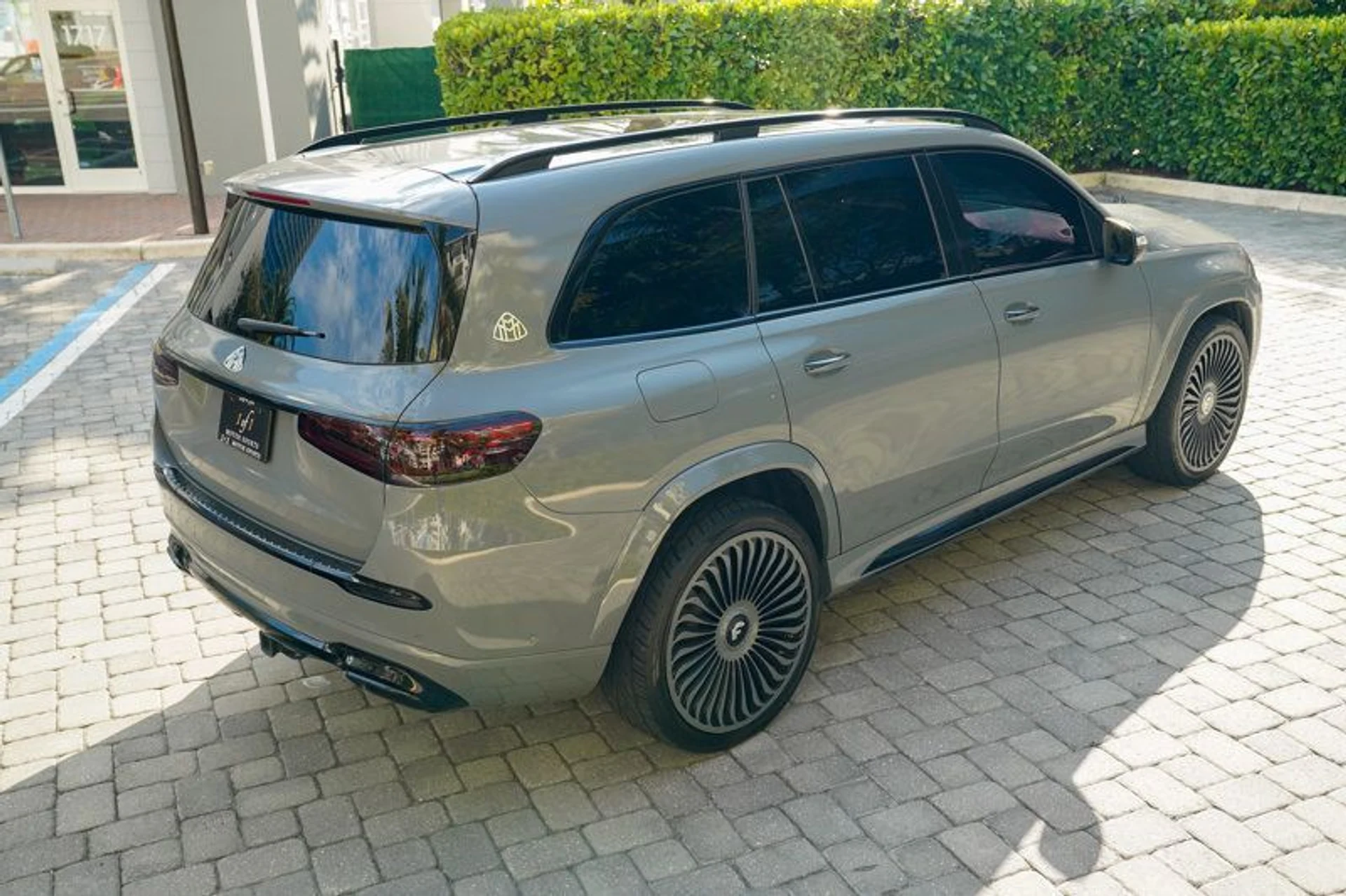 mph027_2889508947_22948878_28_800_3bfb0daa80