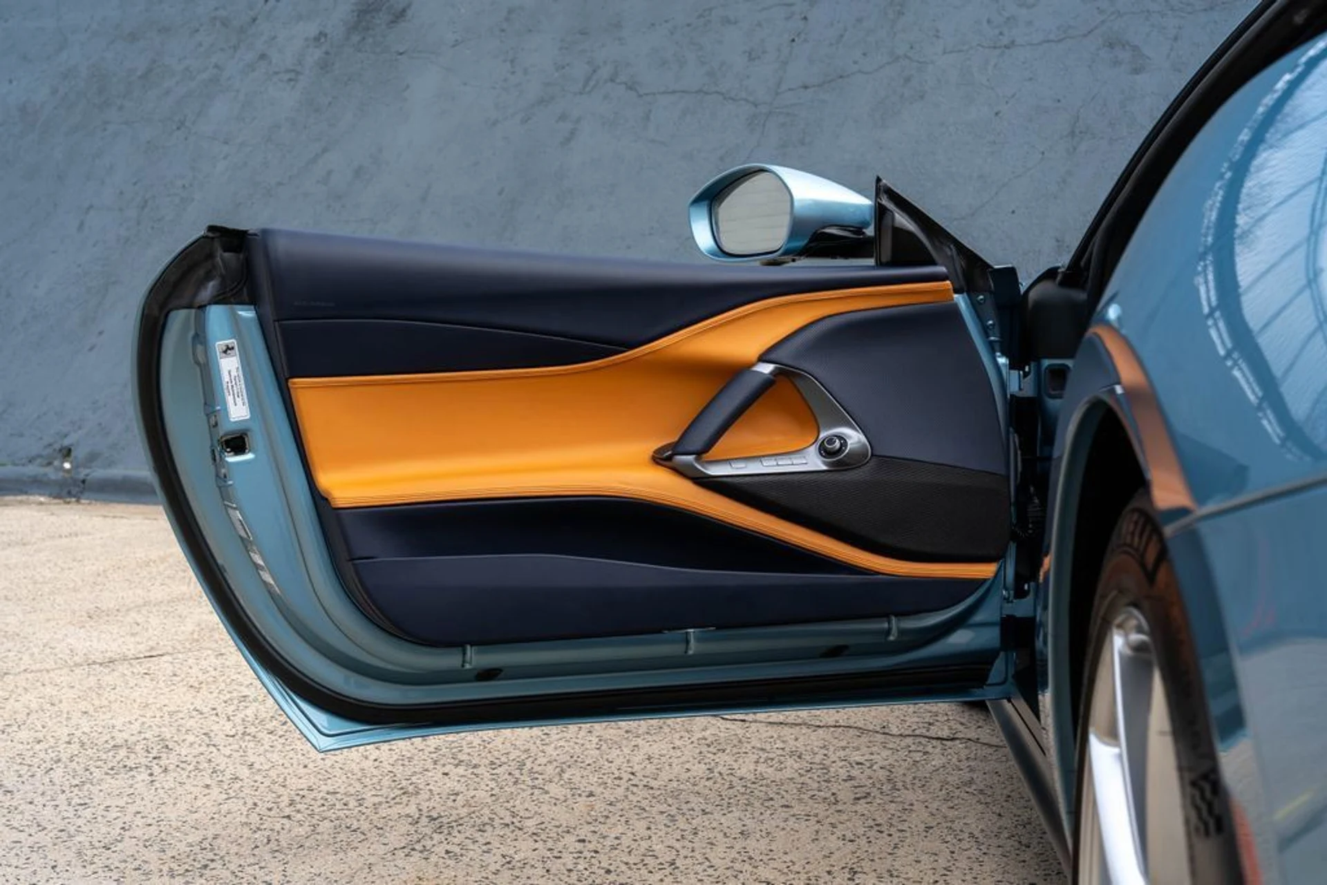 mph027_2892251531_6b02d5b0994941a9b0a75f829d2c2e20_29576aa272