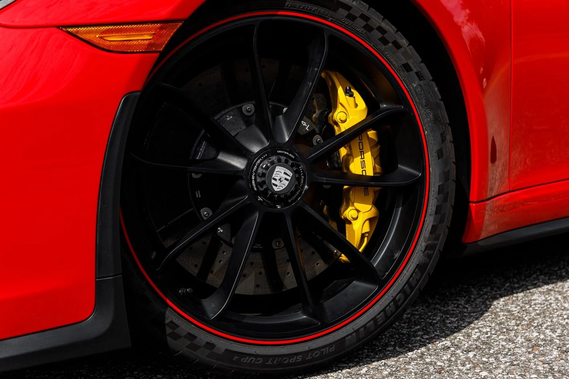 mph027_2897636858_661_p28_l_2a68c52967