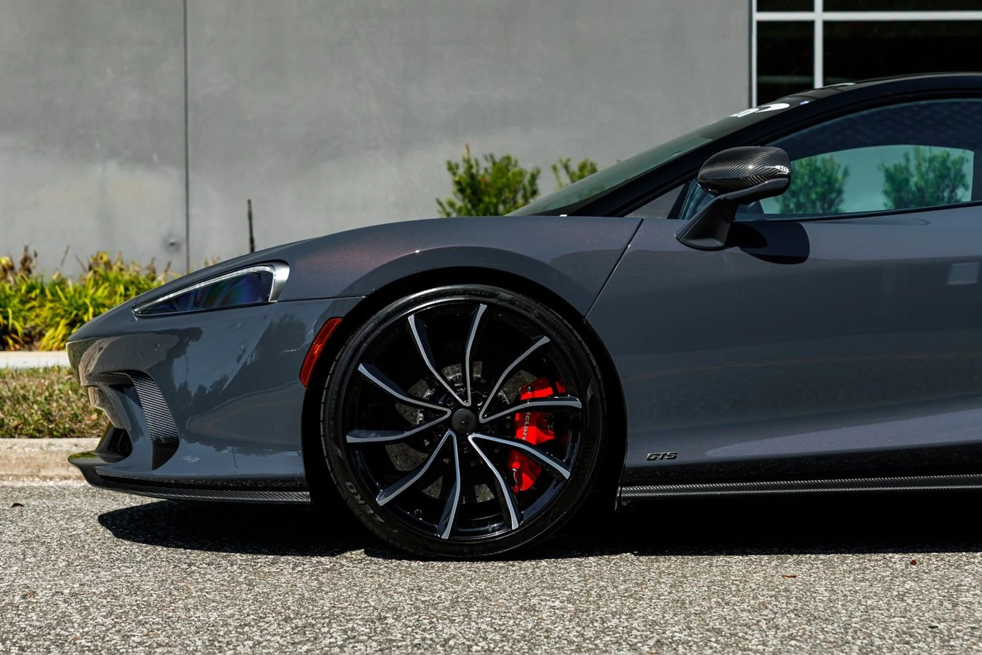 mph027_2897676475_467_p28_l_c333aa29bc