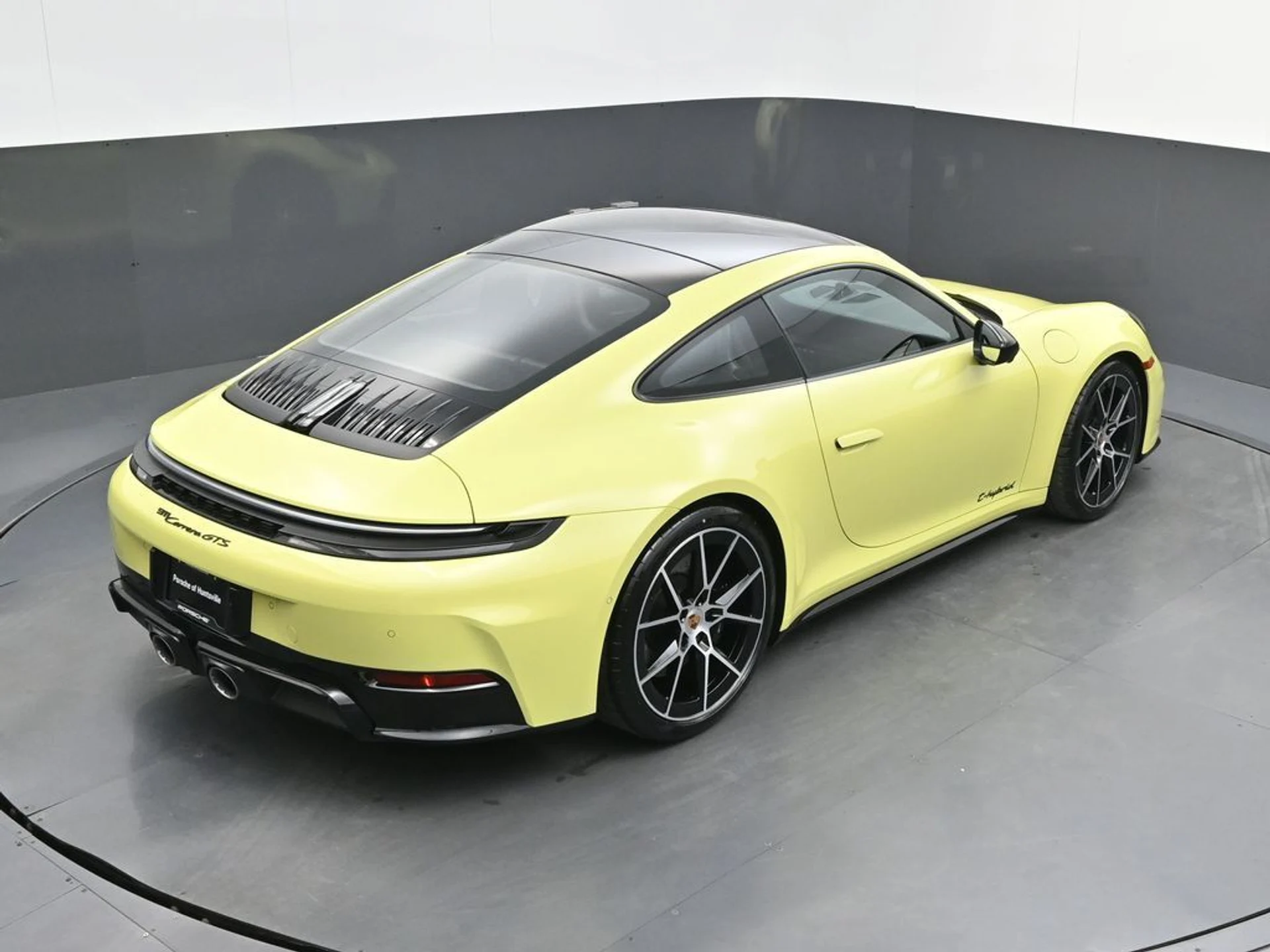 mph027_289910579_a8a9bfd4b909fc360bff7cb0d67c47e5x_8e8e5e8d3c