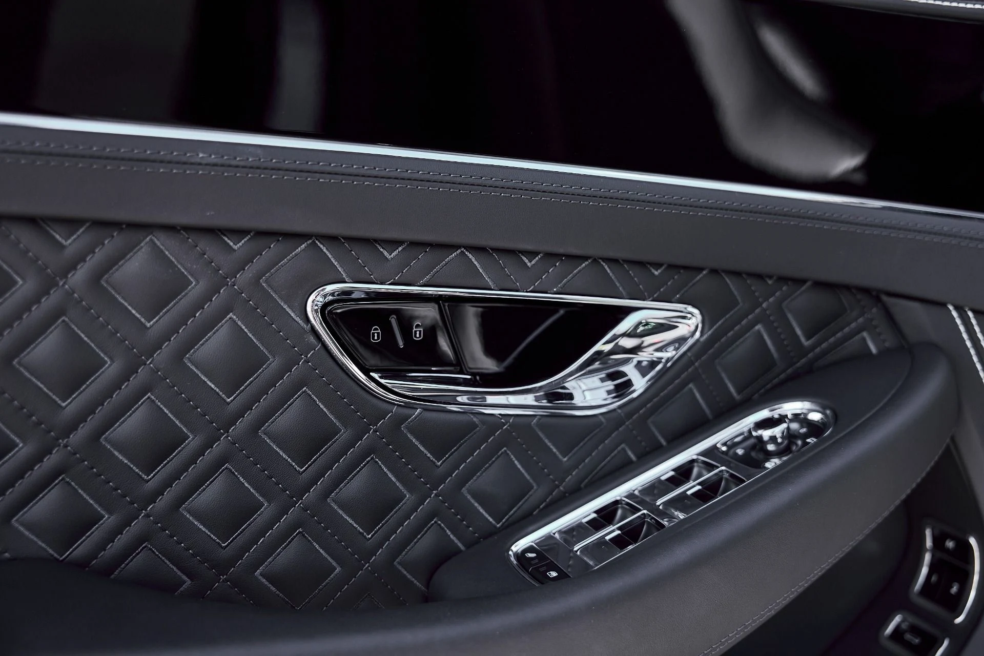 mph027_2905280493_Used_2022_Bentley_Continental_GT_V8_1771381066_fd0329c109