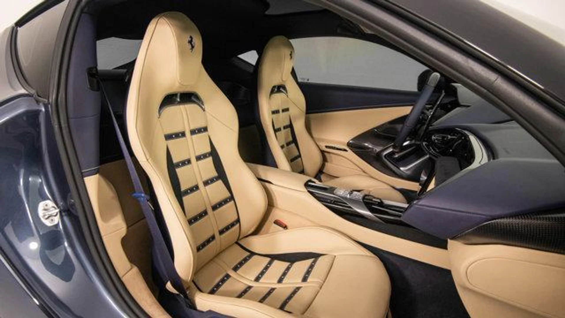 mph027_2907853409_O_Af_D2y9_Ts_Gq_US_Chb_Qq_Cx_Vt_UGH_24_4cf3803d64