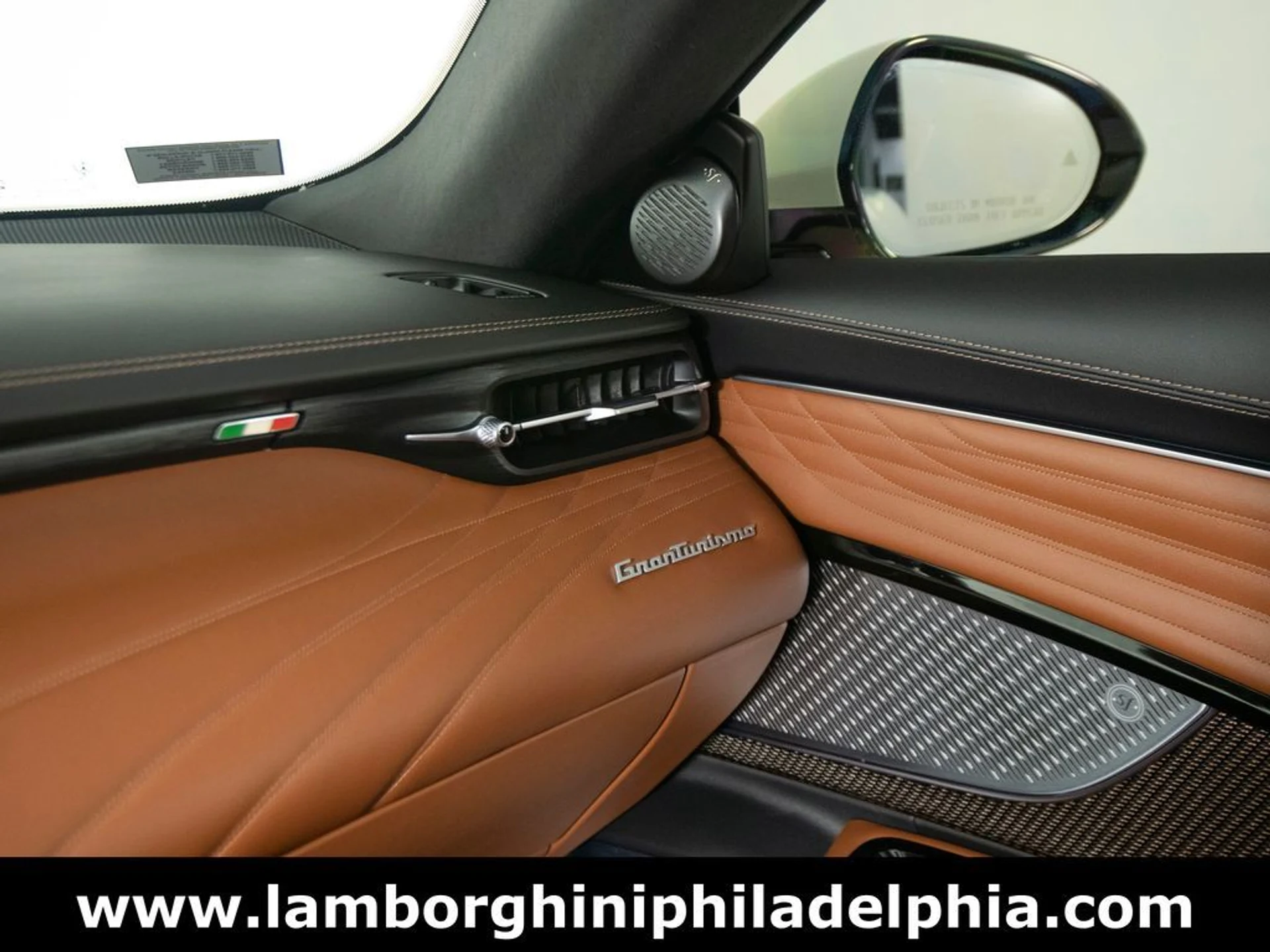 mph027_2930707333_120551dbc098f9bea6d6795e4d473554x_6485afdb95