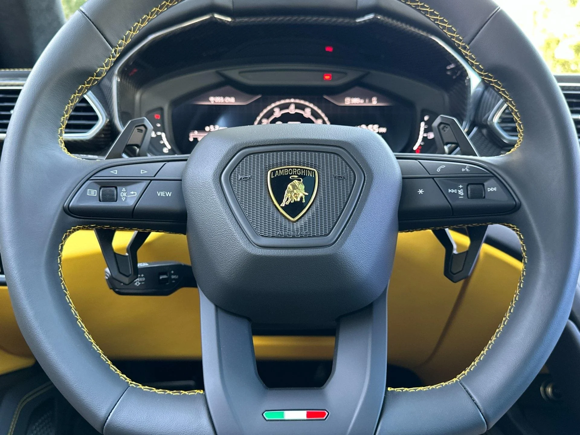 mph027_2936638552_New_2024_Lamborghini_Urus_S_1747424149_27f7a73bb1