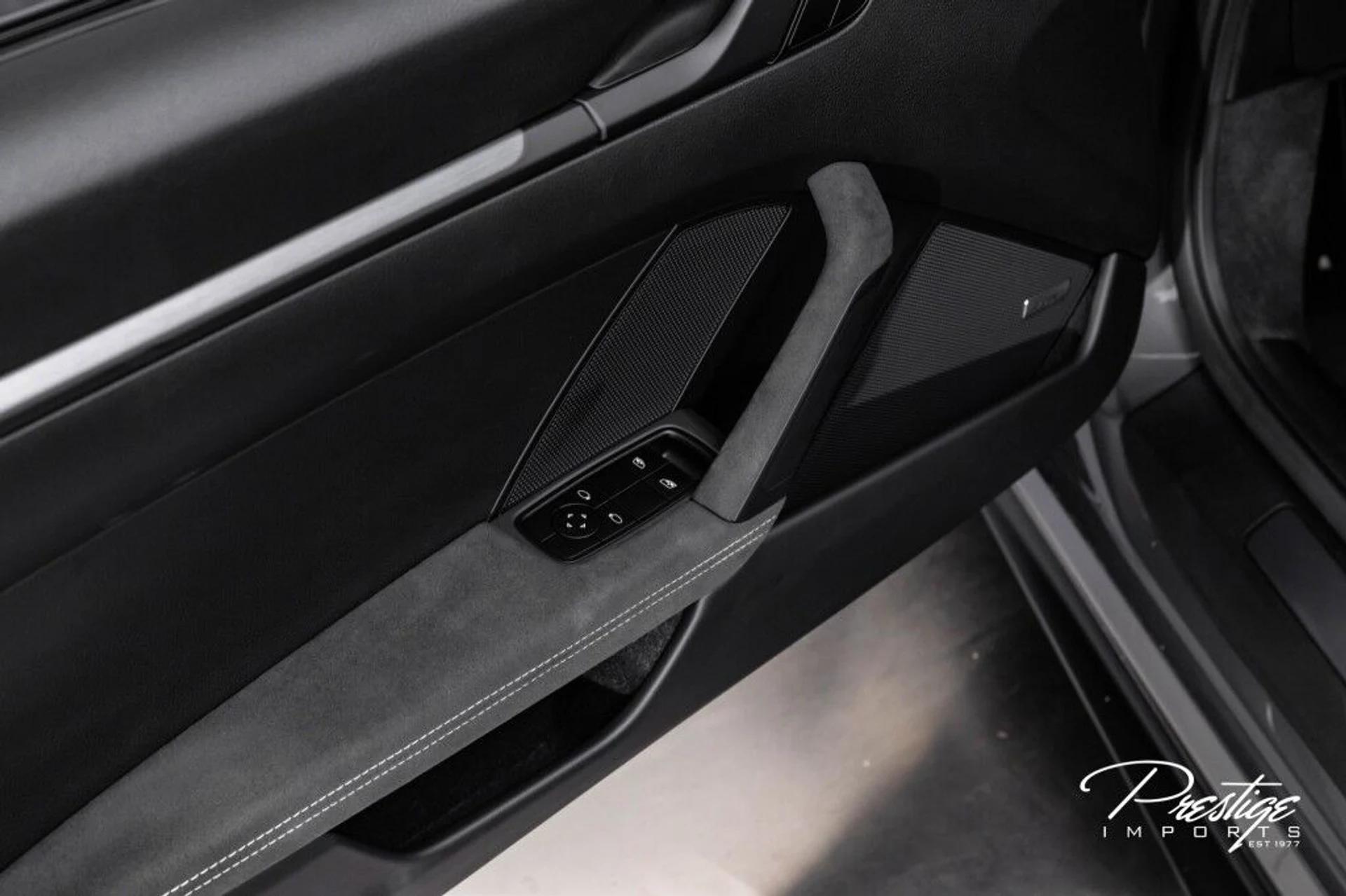 mph027_2937086451_ea3d18ddbb80a69d1fc9f72a69118cb1_dd50165750