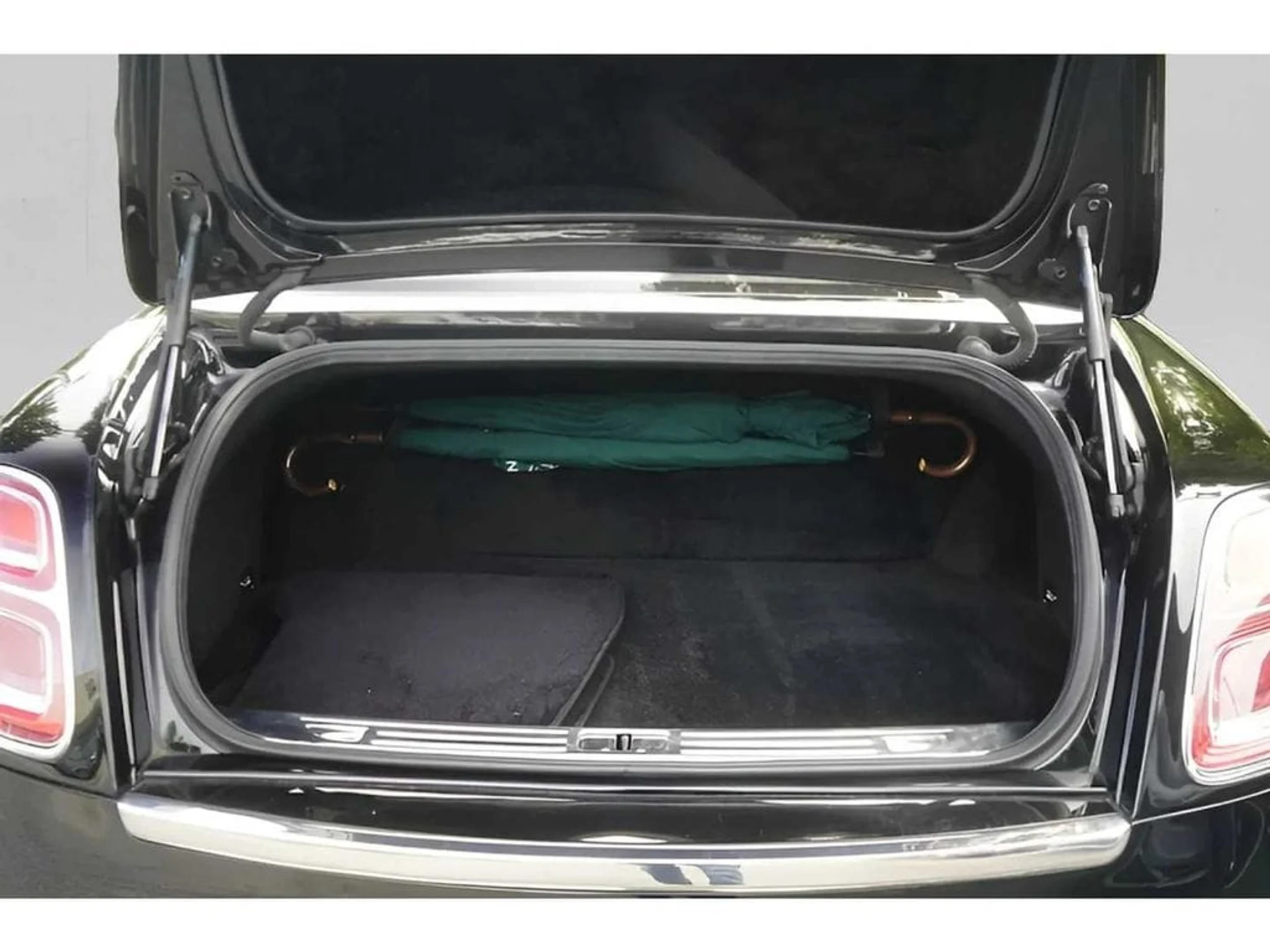 mph027_2948440938_924b881a3244b5bcc07c23890cb51863x_b5541f0300