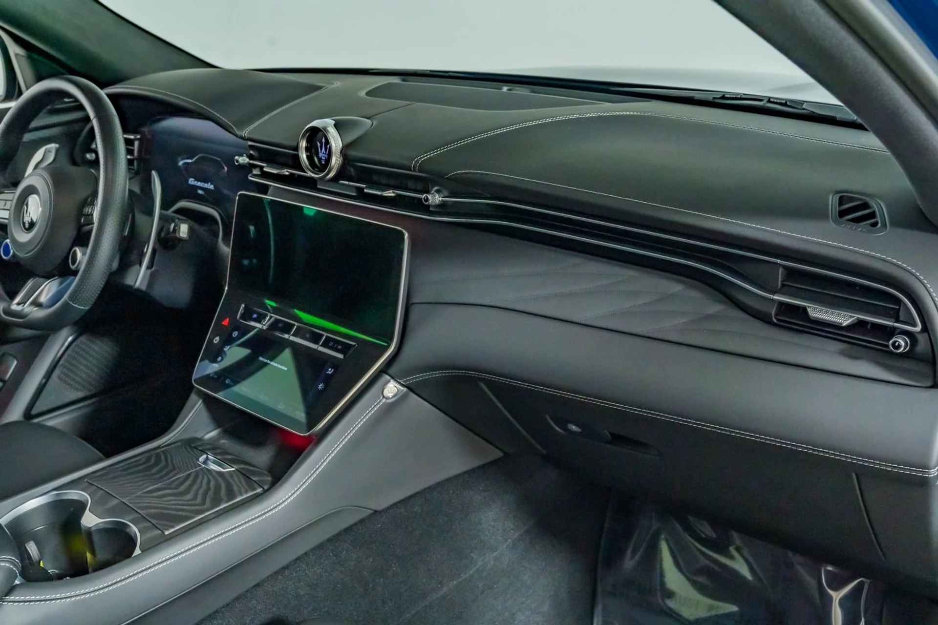 mph027_295002433_f176e558240b4abe9d6a193e54062297_4059d6fb22